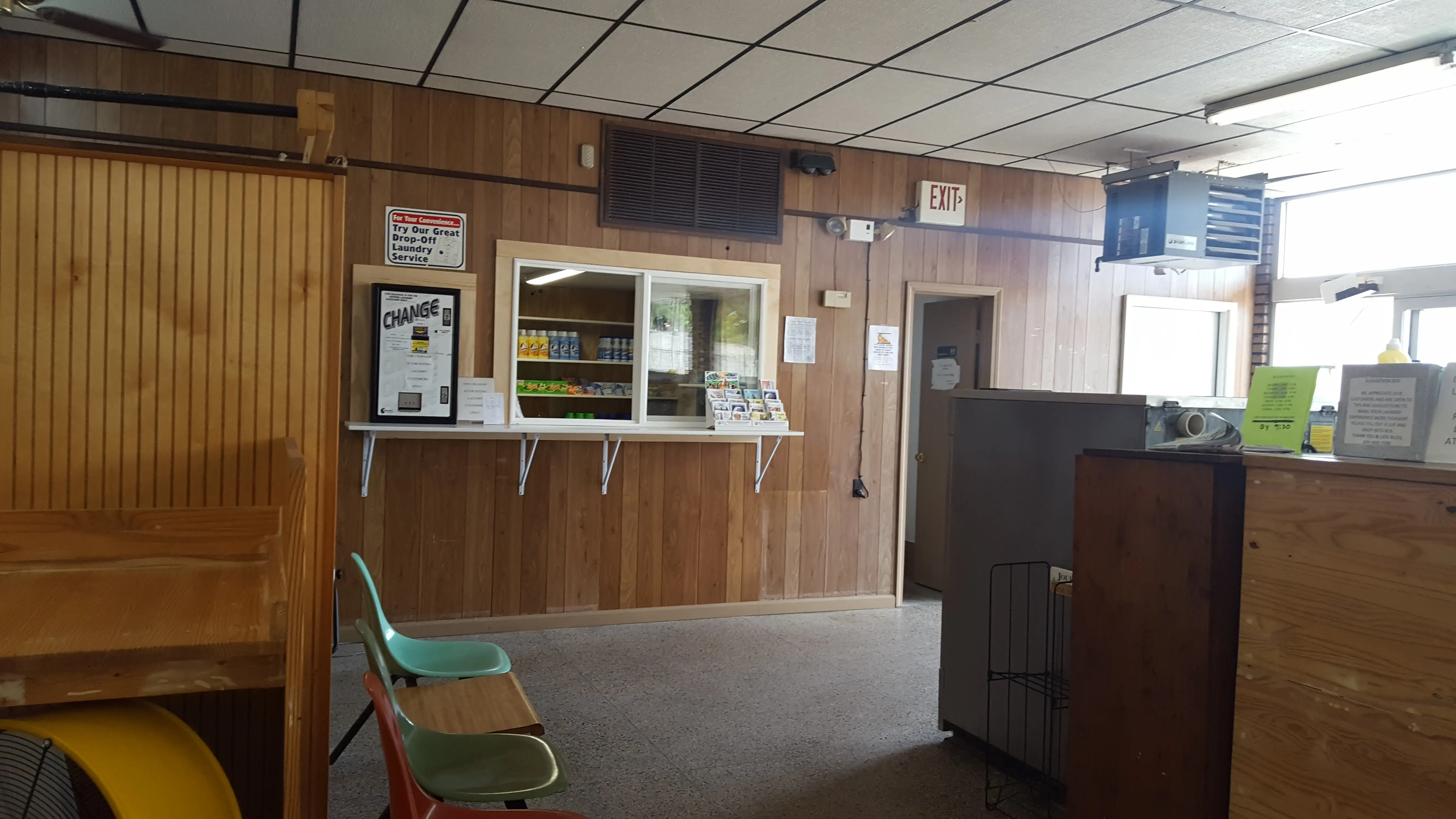 Clothesline Laundry - Image 7