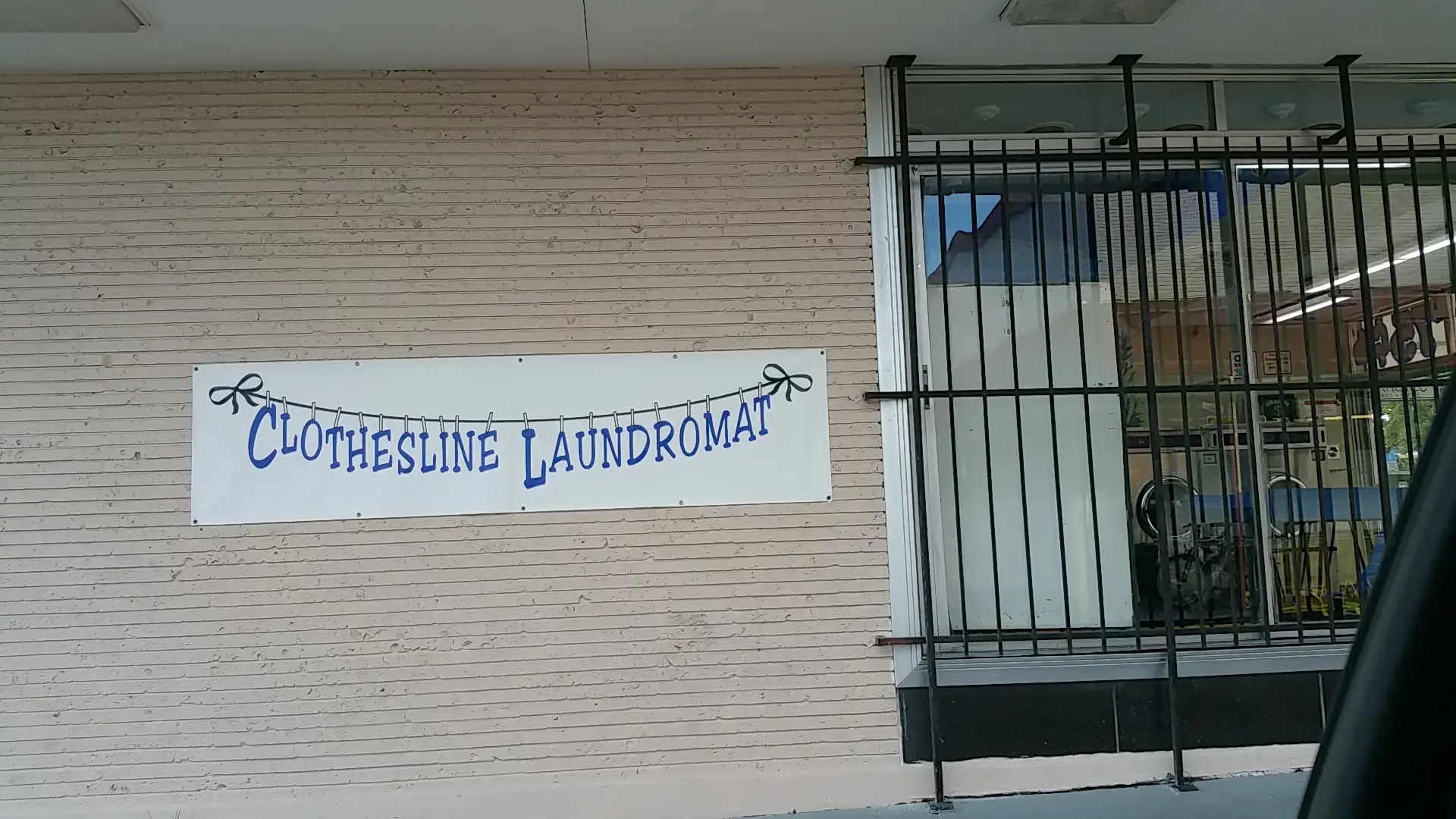 Clothesline Laundry thumbnail 12