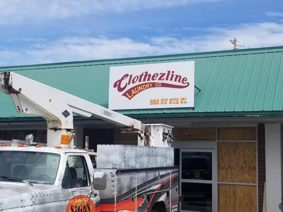 Clothezline Laundry - Image 3