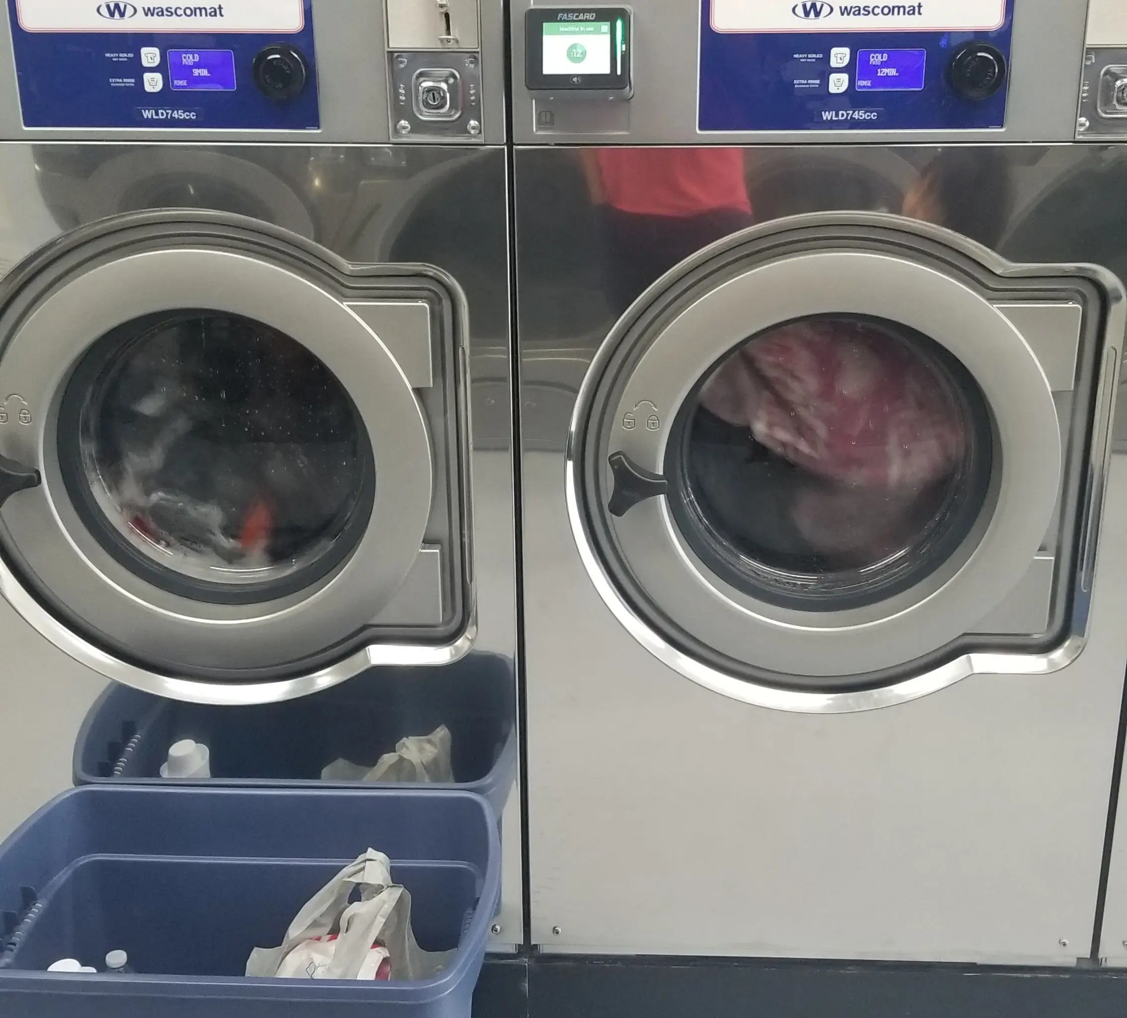 Clothezline Laundry thumbnail 6