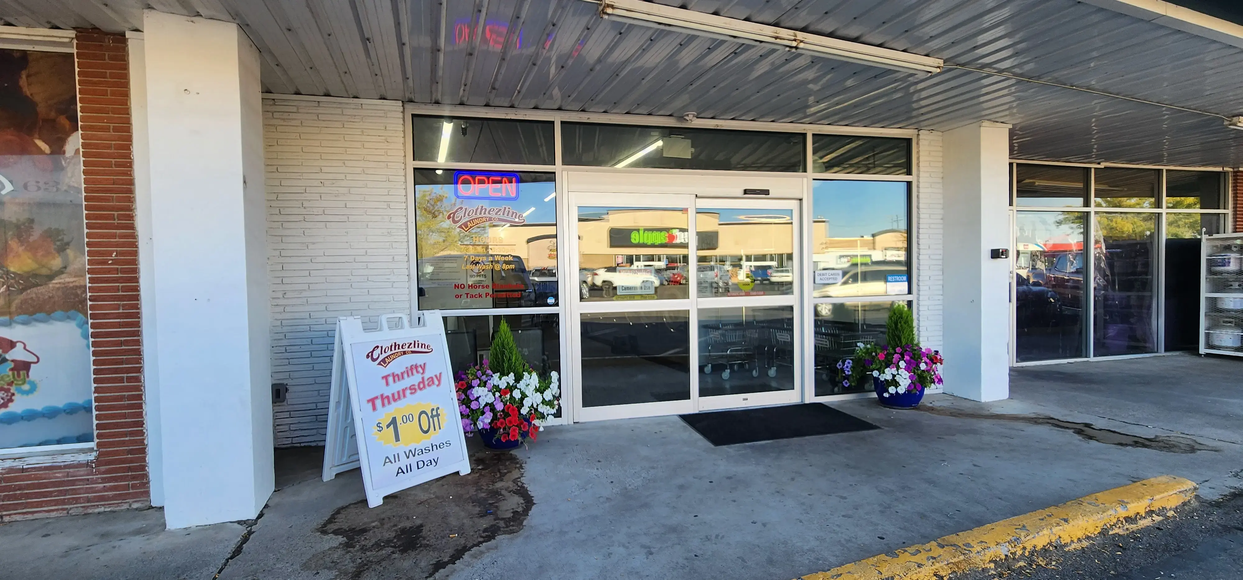 Clothezline Laundry - Image 8