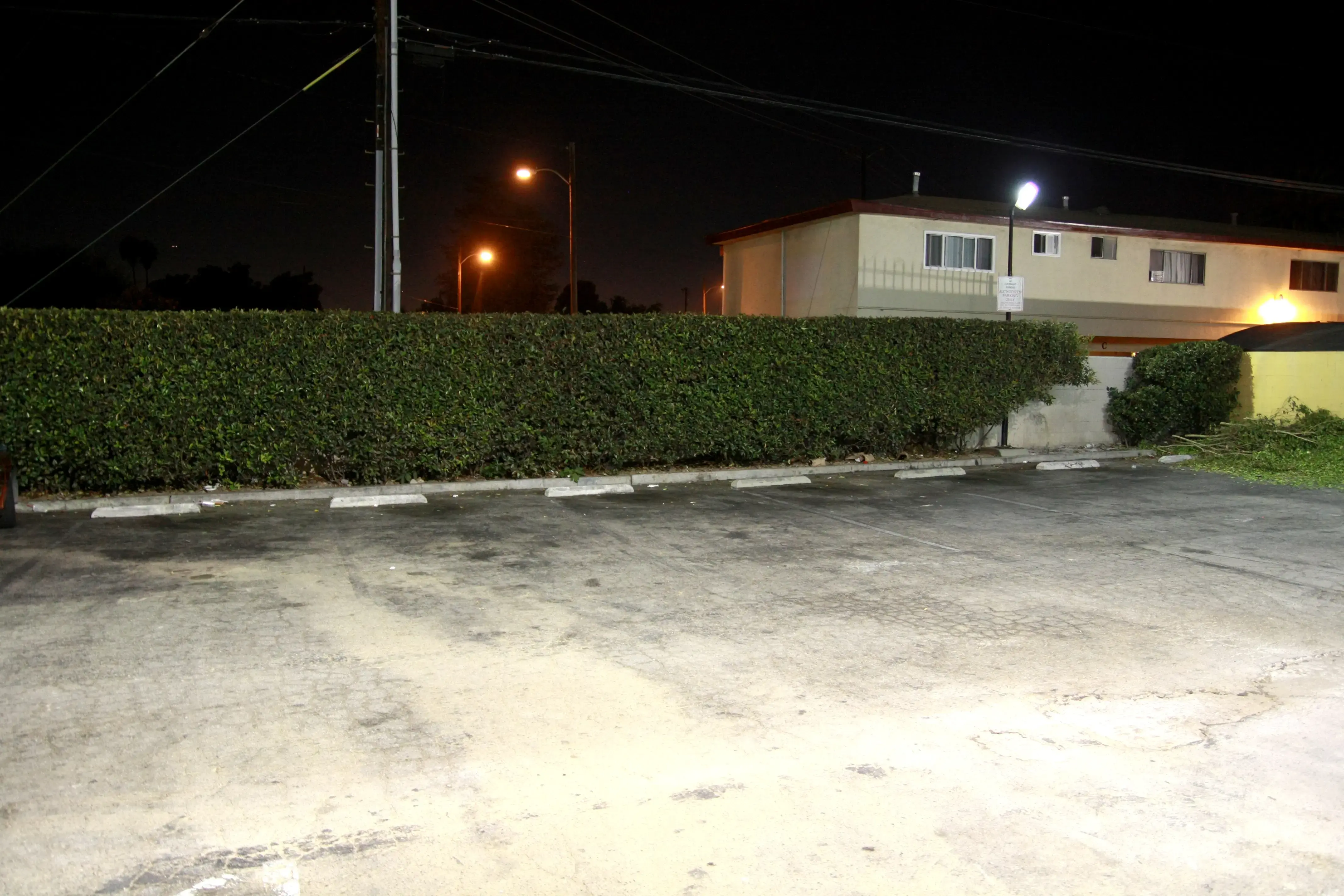 Clover Laundry Whittier thumbnail 15