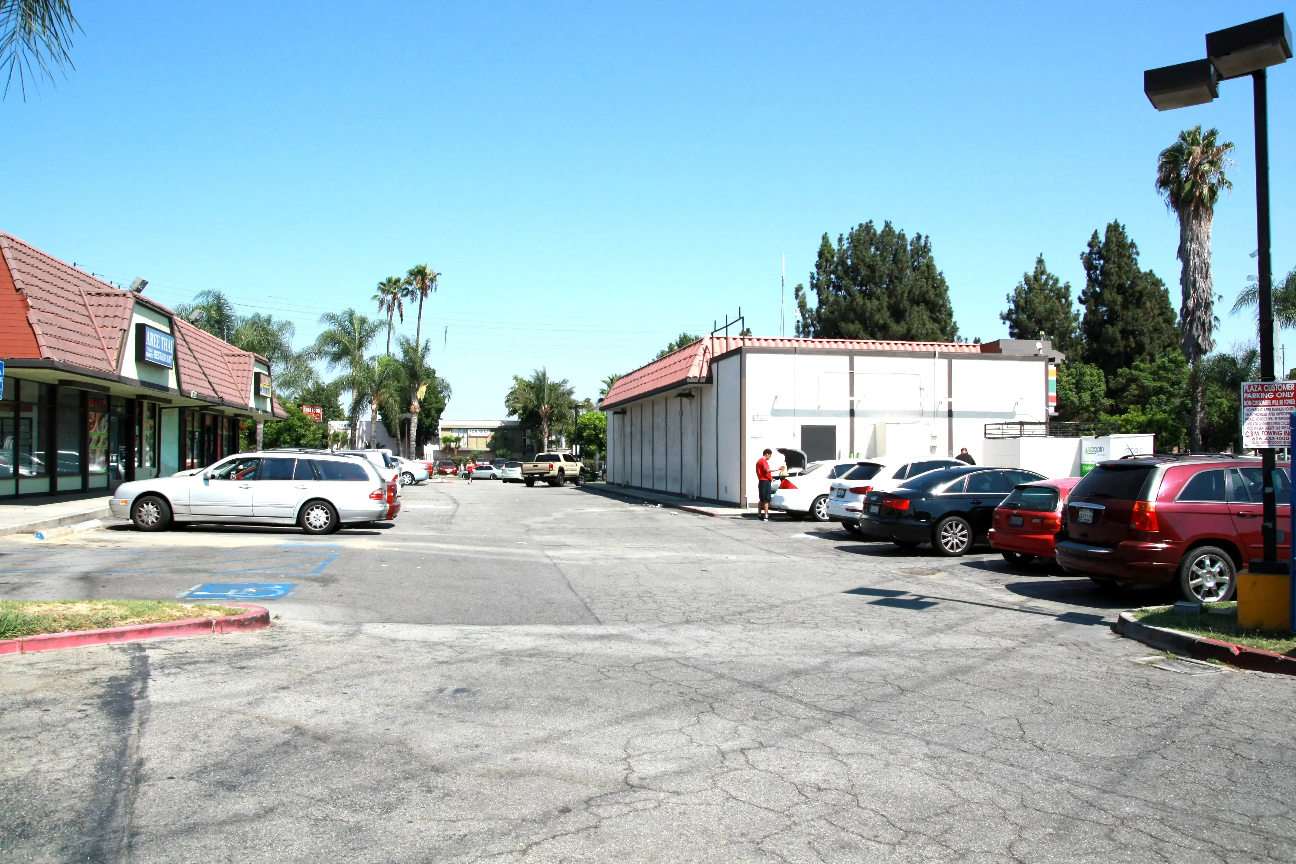 Clover Laundry Whittier thumbnail 6