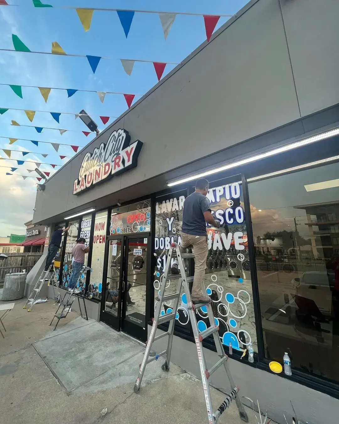 Clutch City Laundry - Westheimer Rd - Image 3