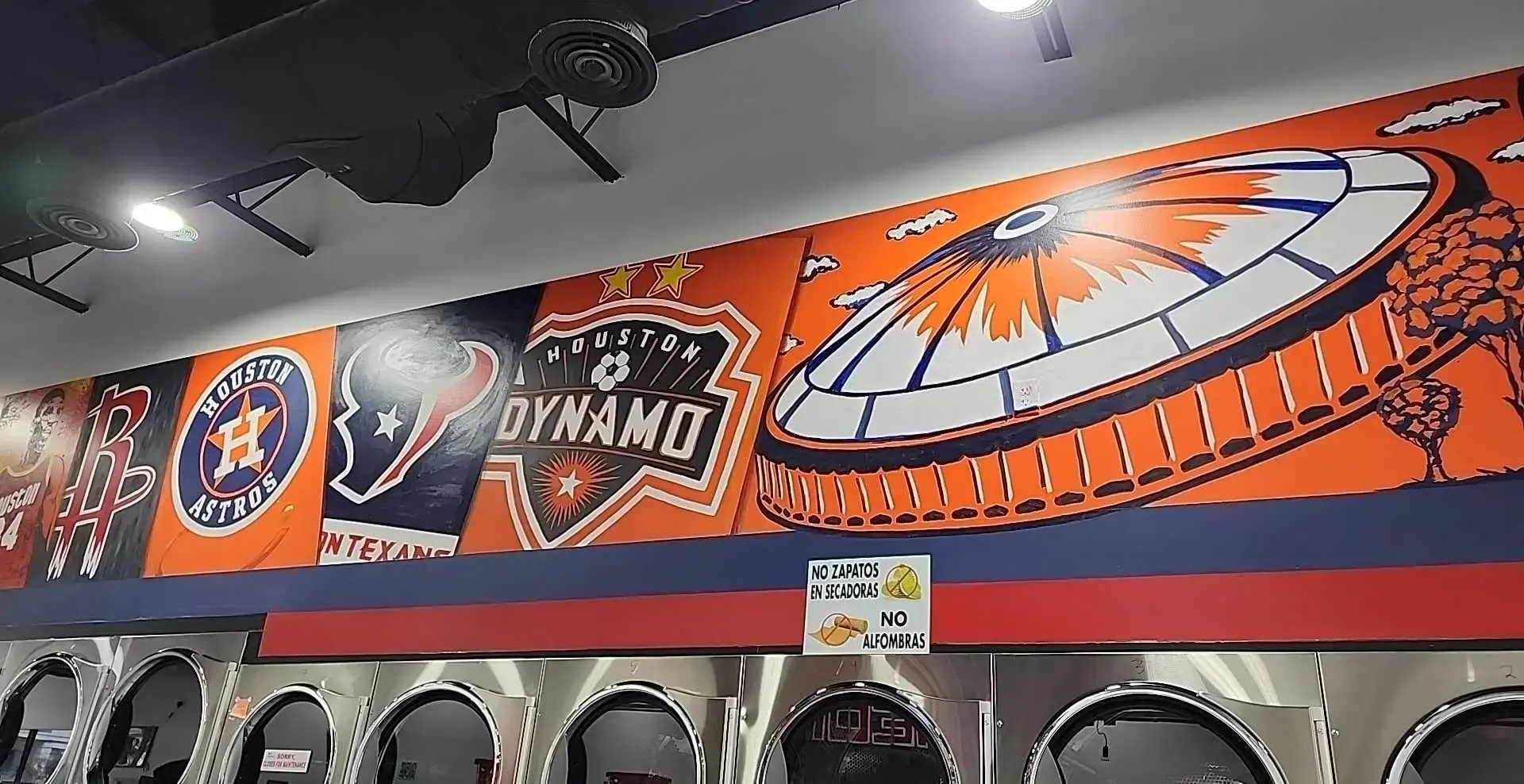 Clutch City Laundry - Westheimer Rd - Image 8