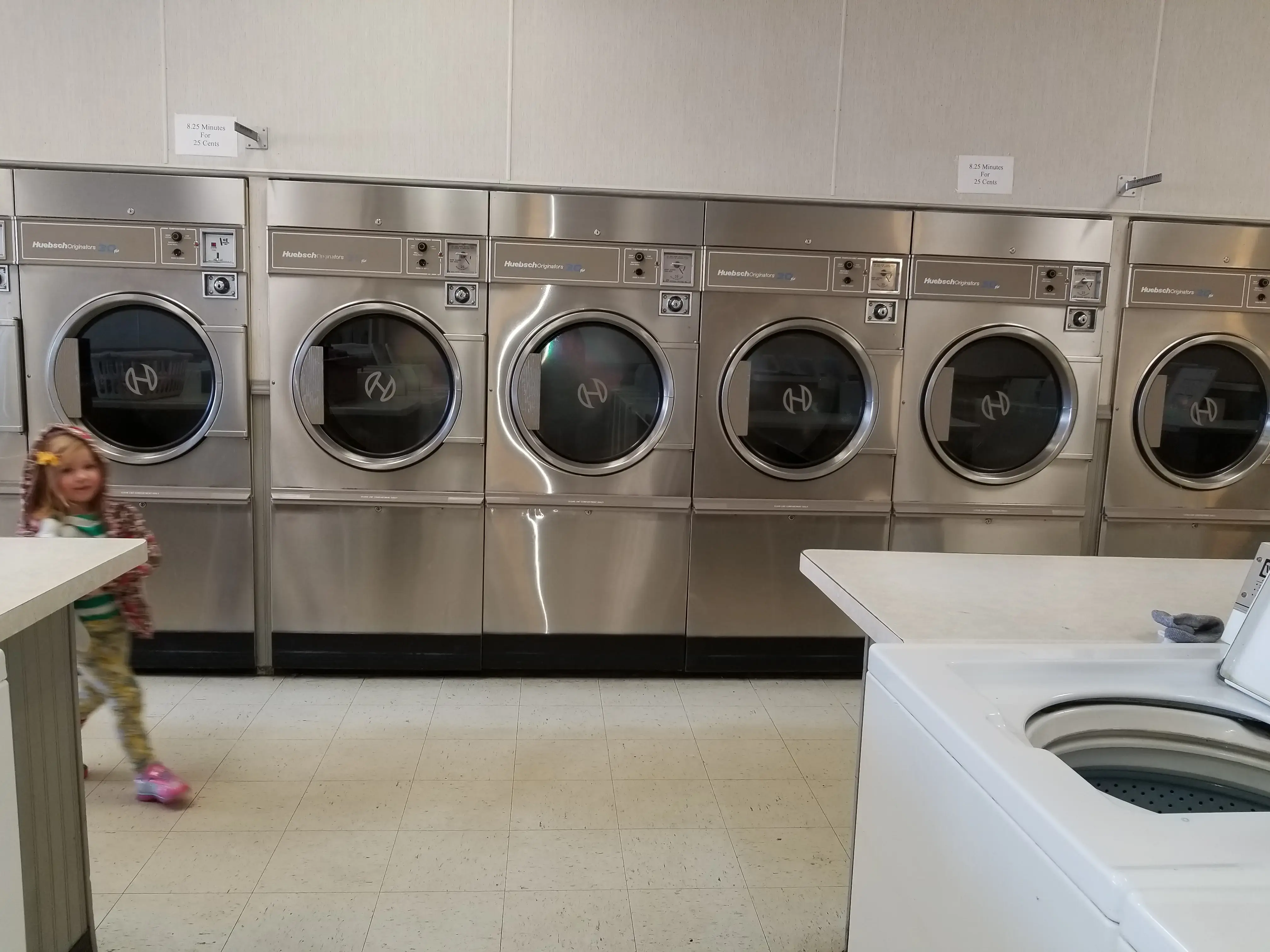Coachlite Laundromat - Image 6