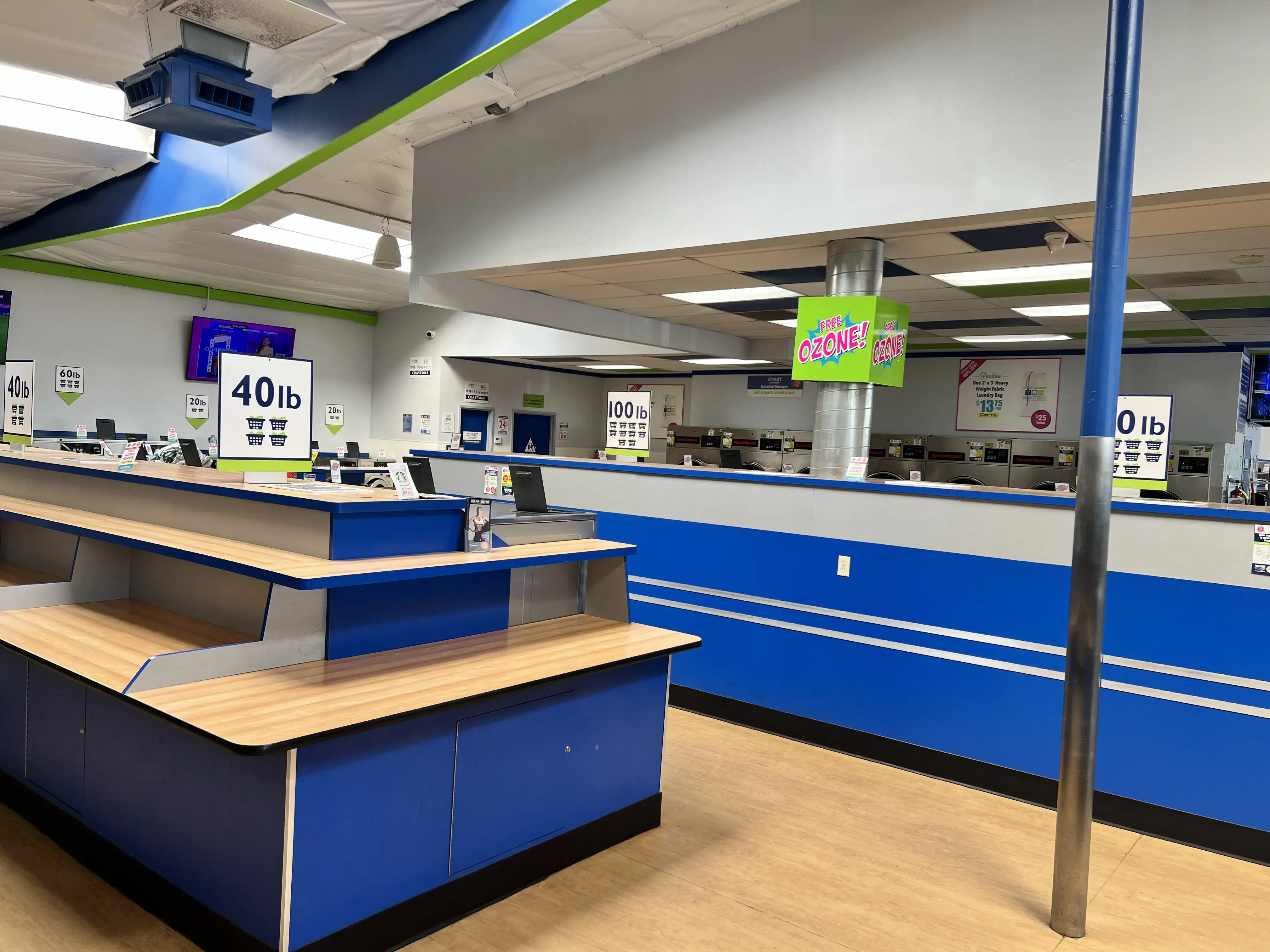 Coast Laundry - Free Ozone - Laundromat - Image 4
