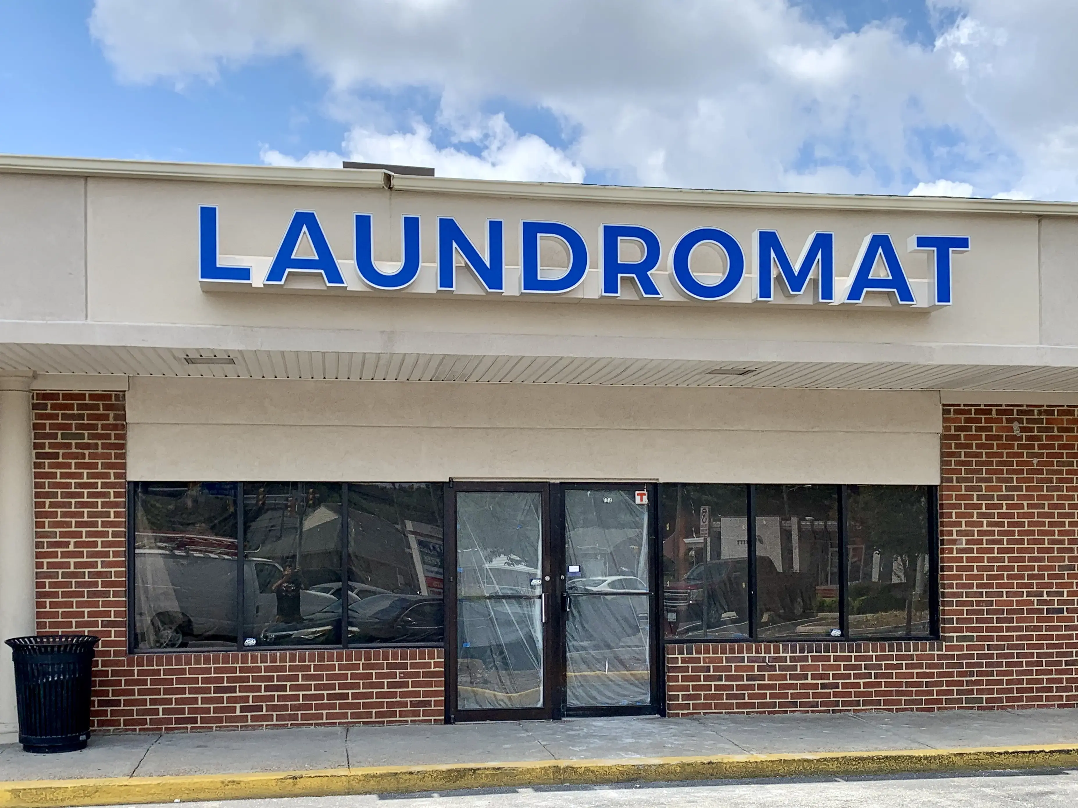 Coastal Virginia Laundry - Liberty Street - Image 20