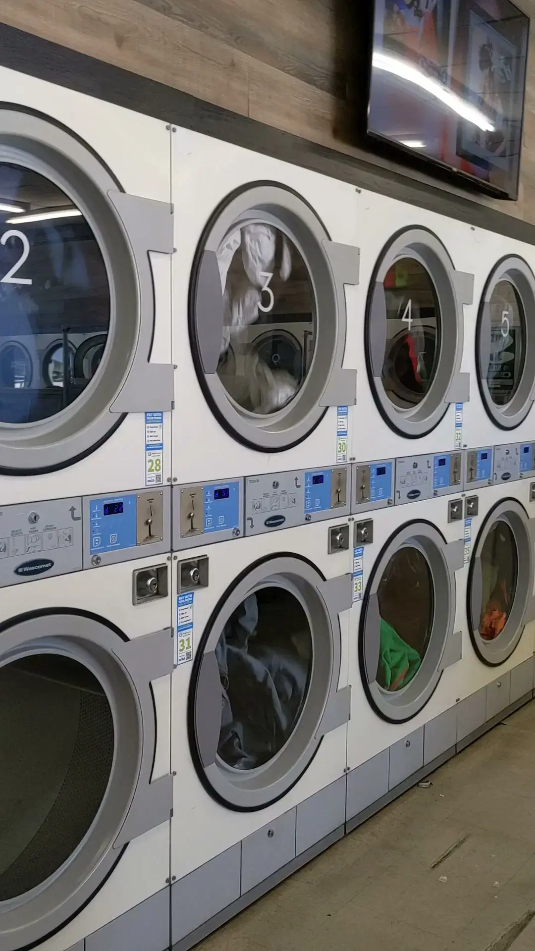 Coco Laundry - Laundromat, Wash & Fold thumbnail 14