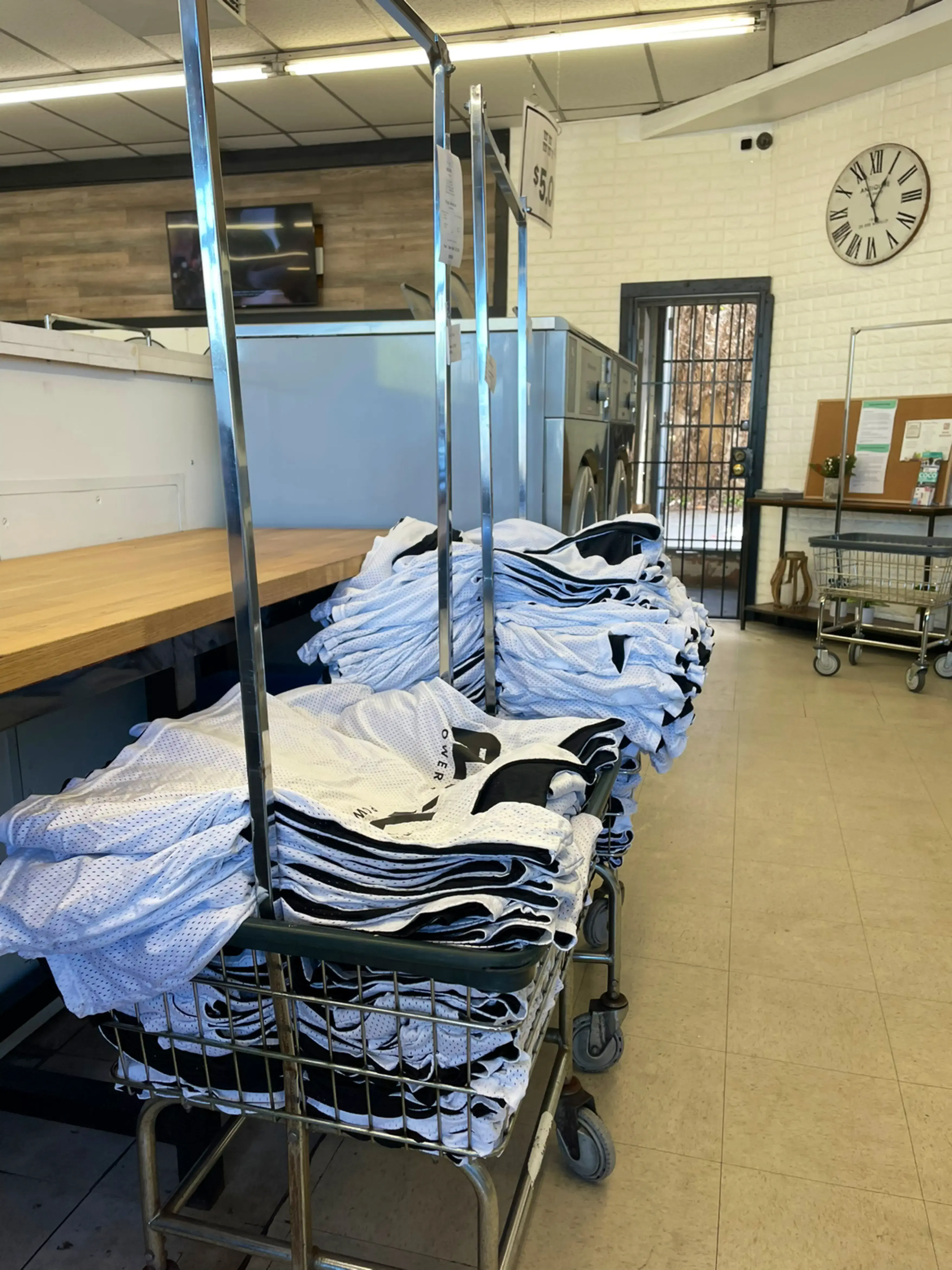 Coco Laundry - Laundromat, Wash & Fold thumbnail 13