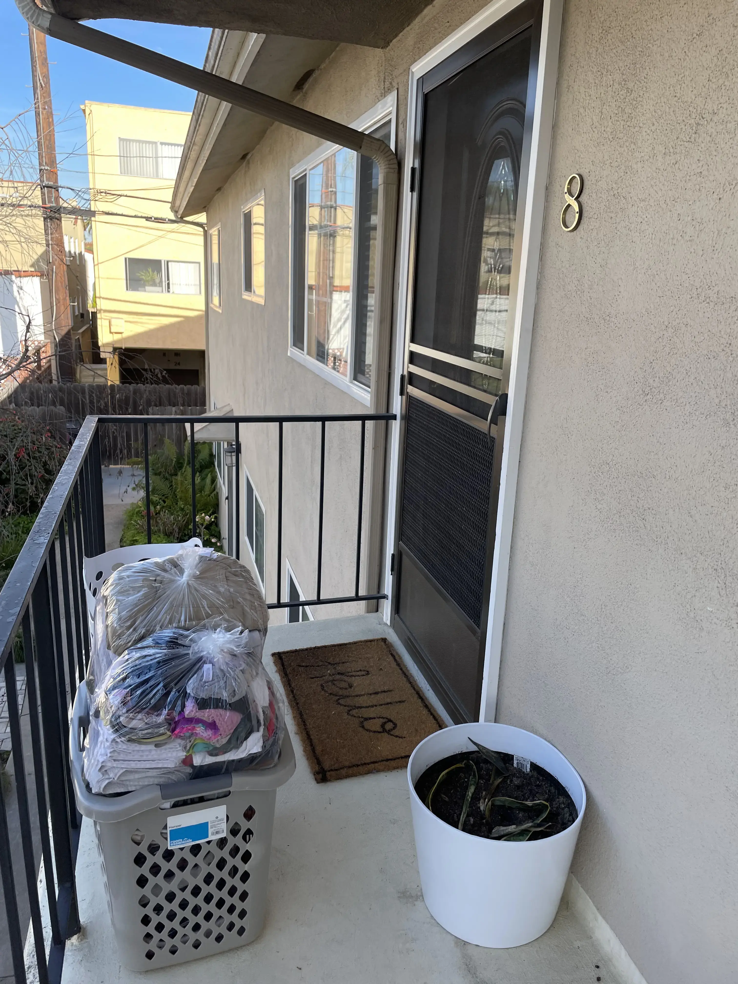 Coco Laundry - Laundromat, Wash & Fold thumbnail 17