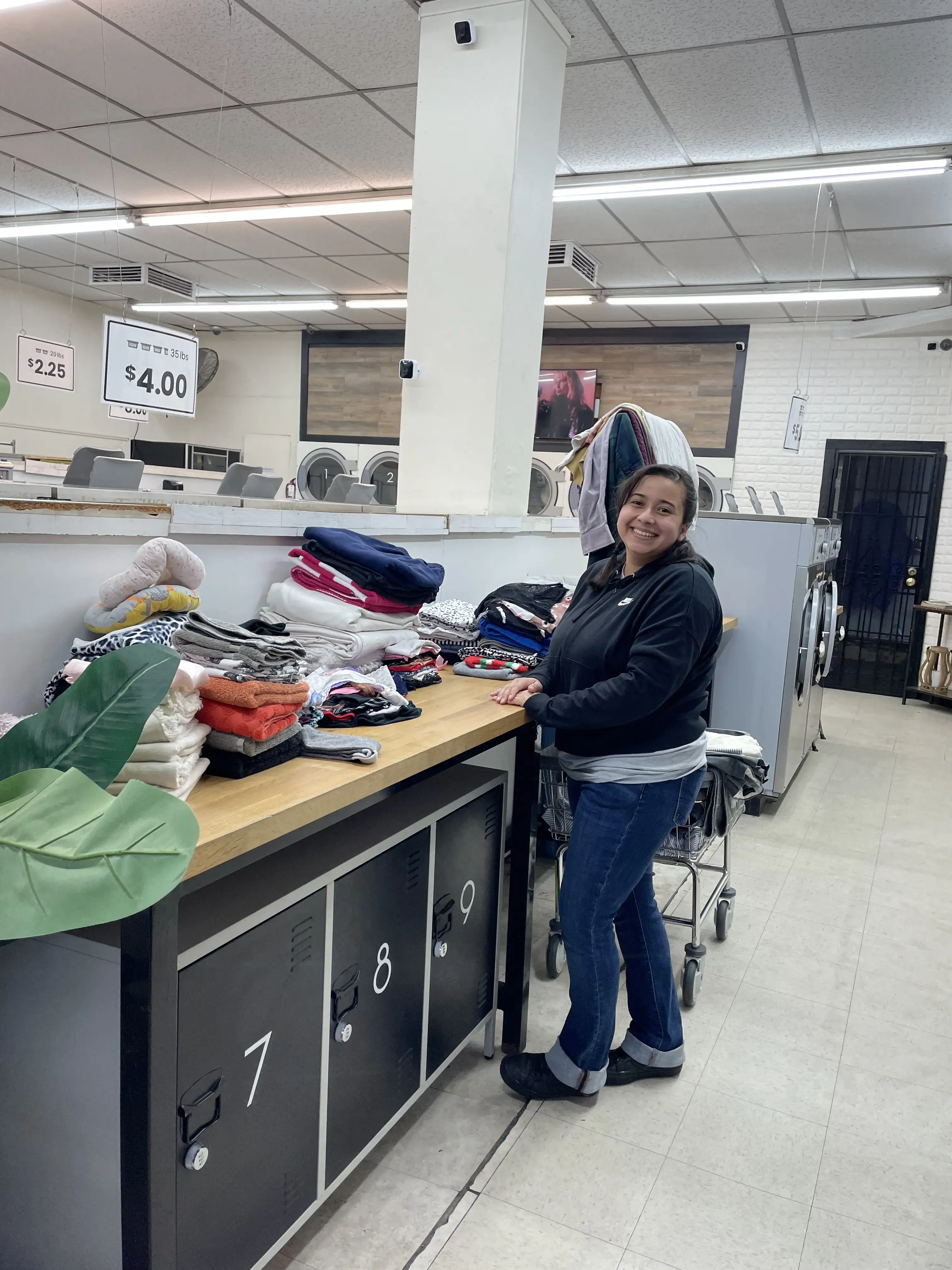 Coco Laundry - Laundromat, Wash & Fold thumbnail 16