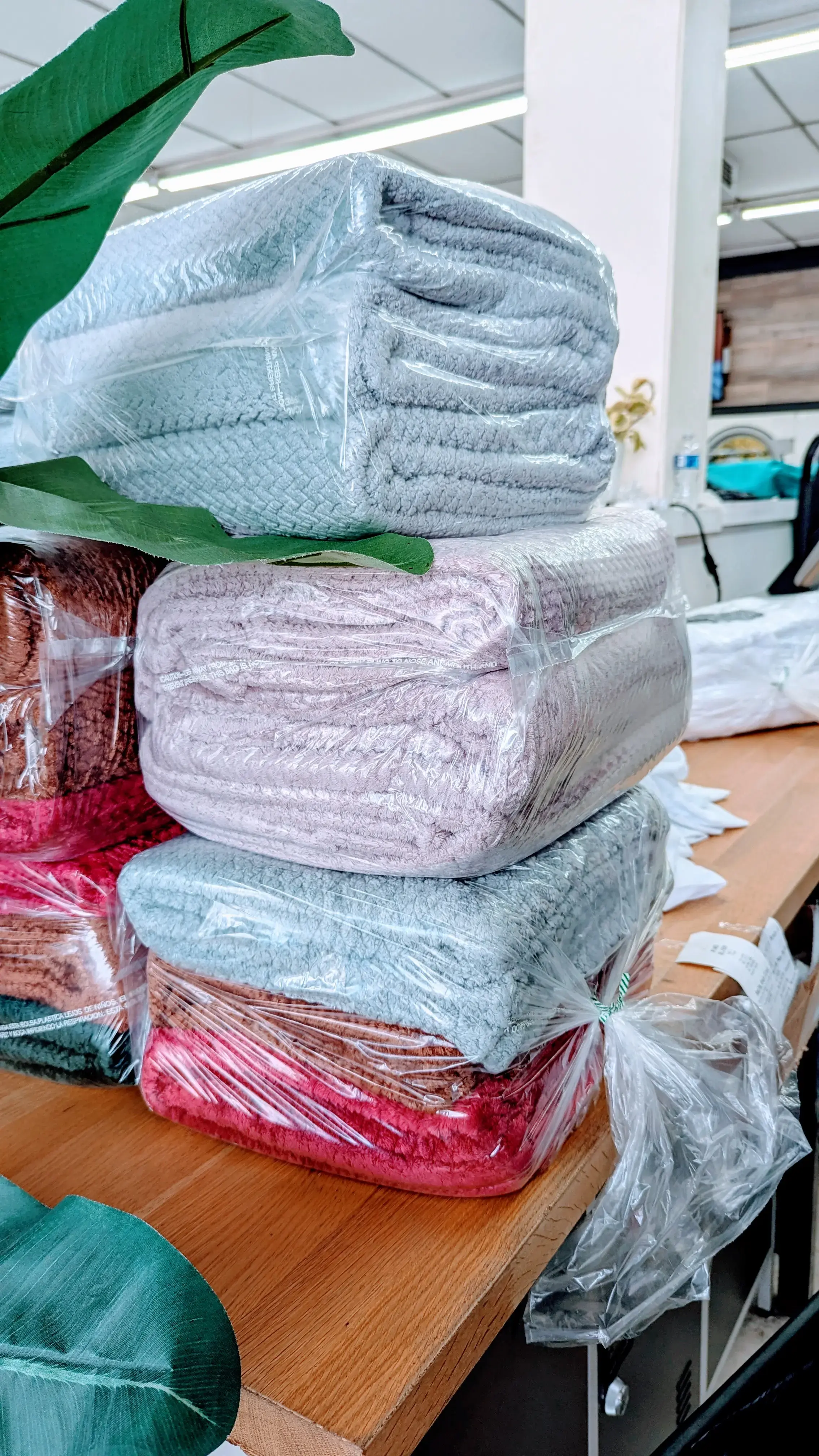 Coco Laundry - Laundromat, Wash & Fold thumbnail 3