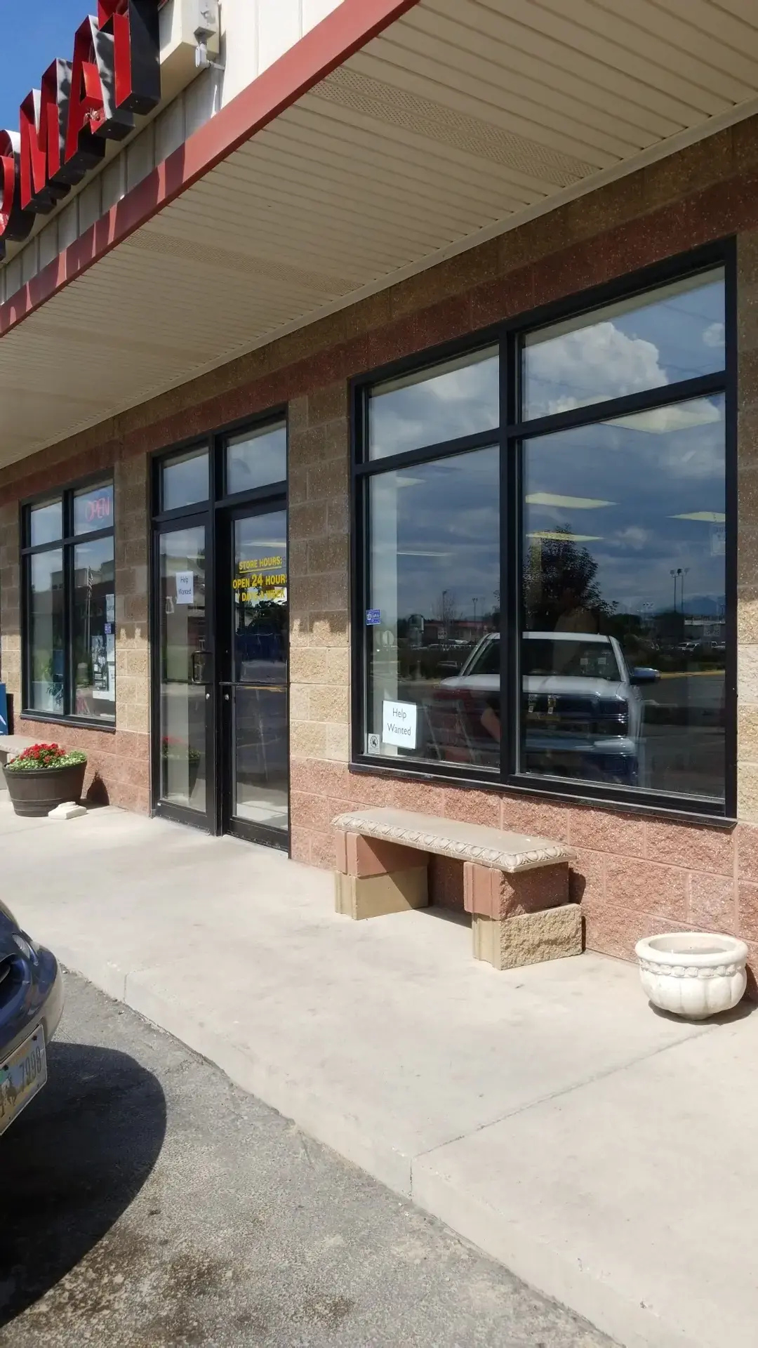 Cody's Laundromat - Image 7