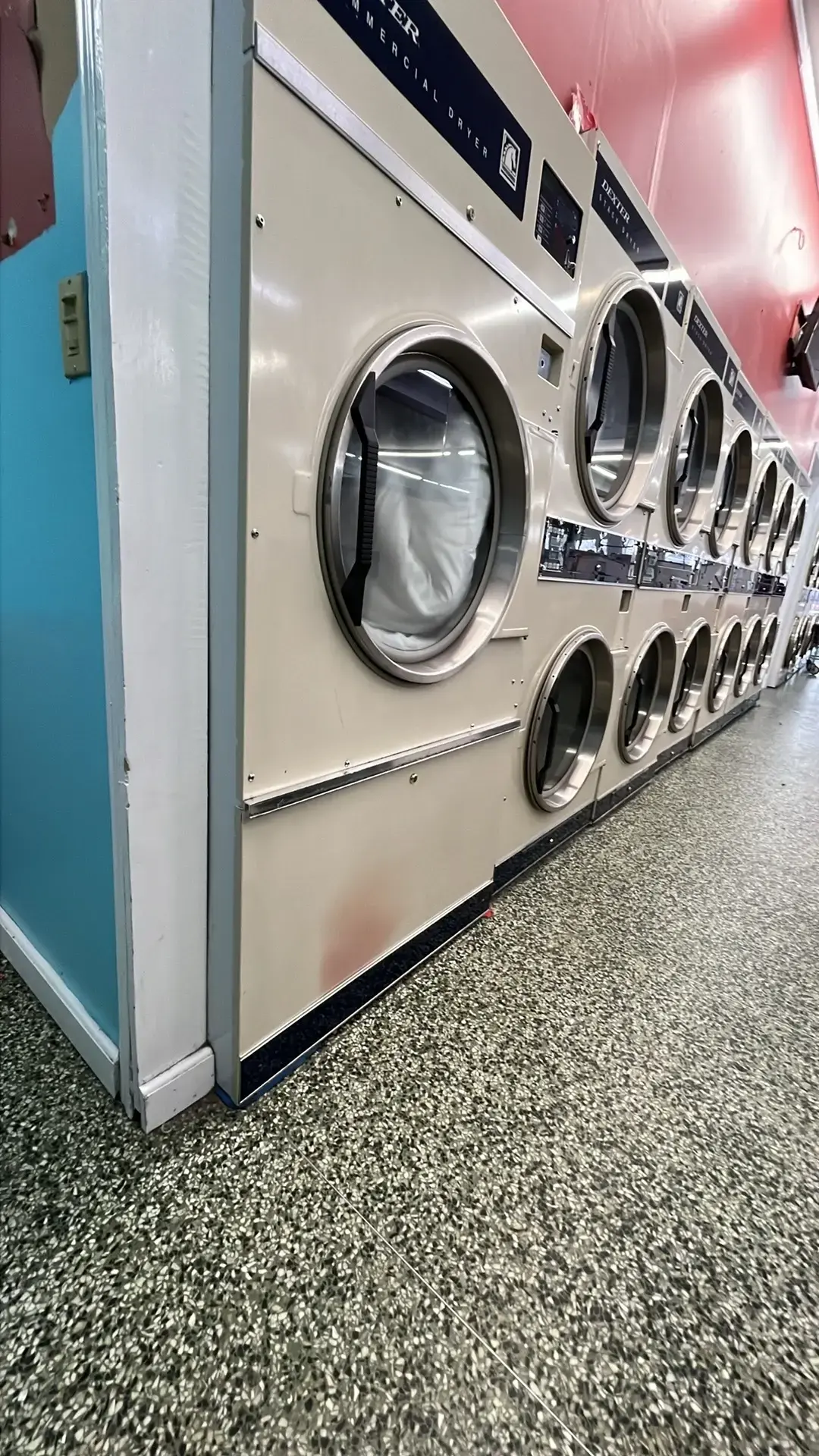 Coin Kleen Laundromat - Image 14