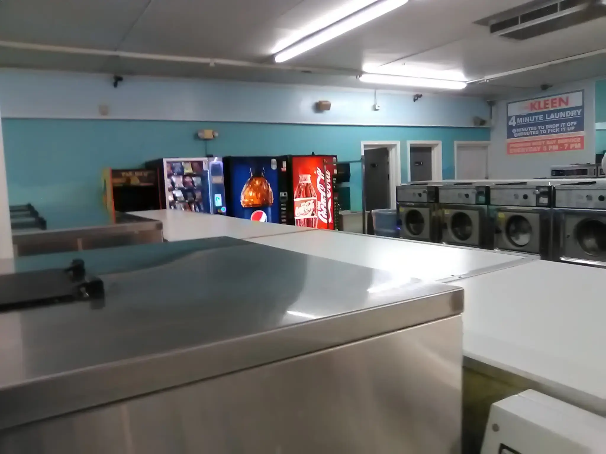Coin Kleen Laundromat thumbnail 12