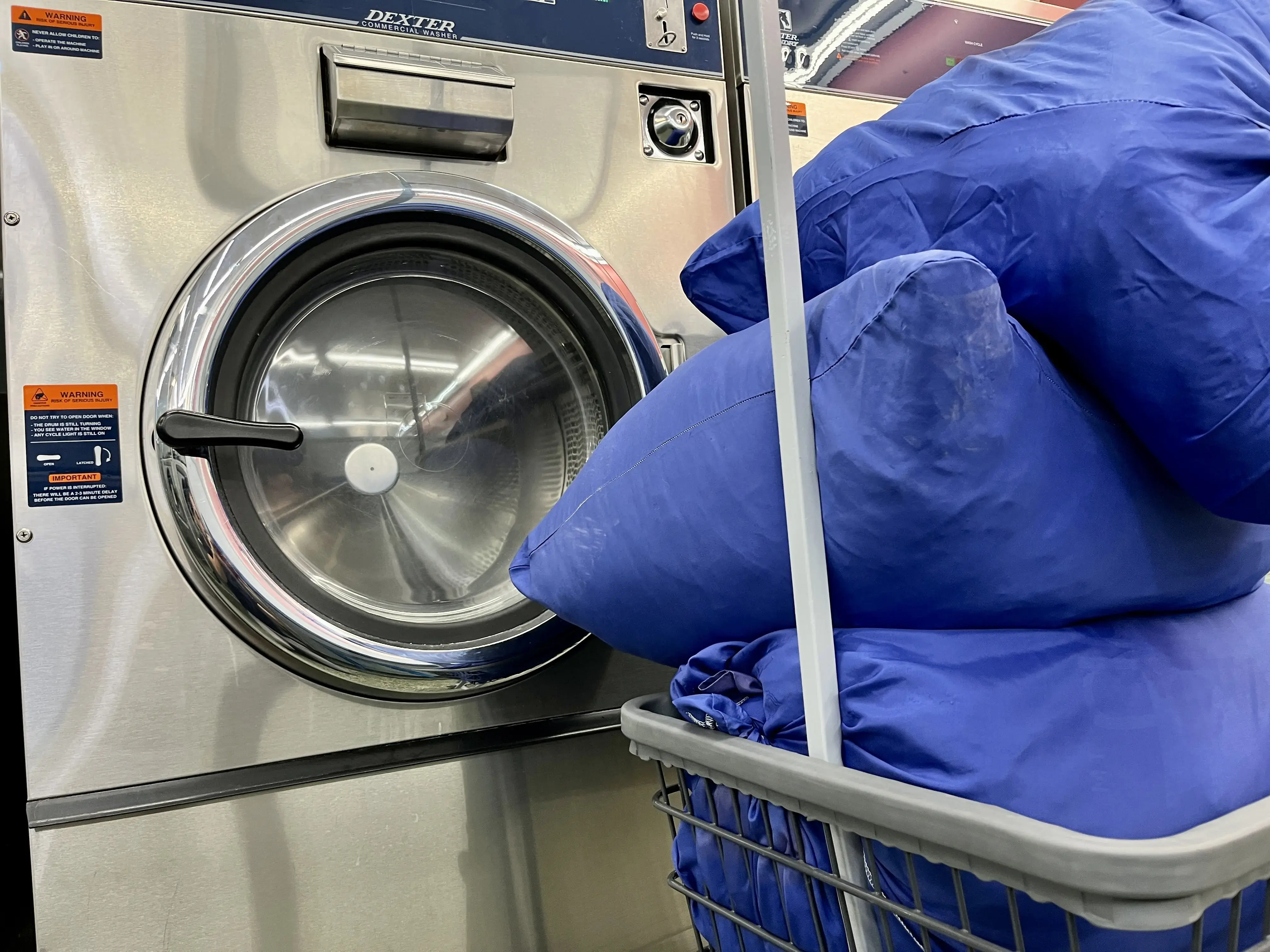Coin Kleen Laundromat - Image 7