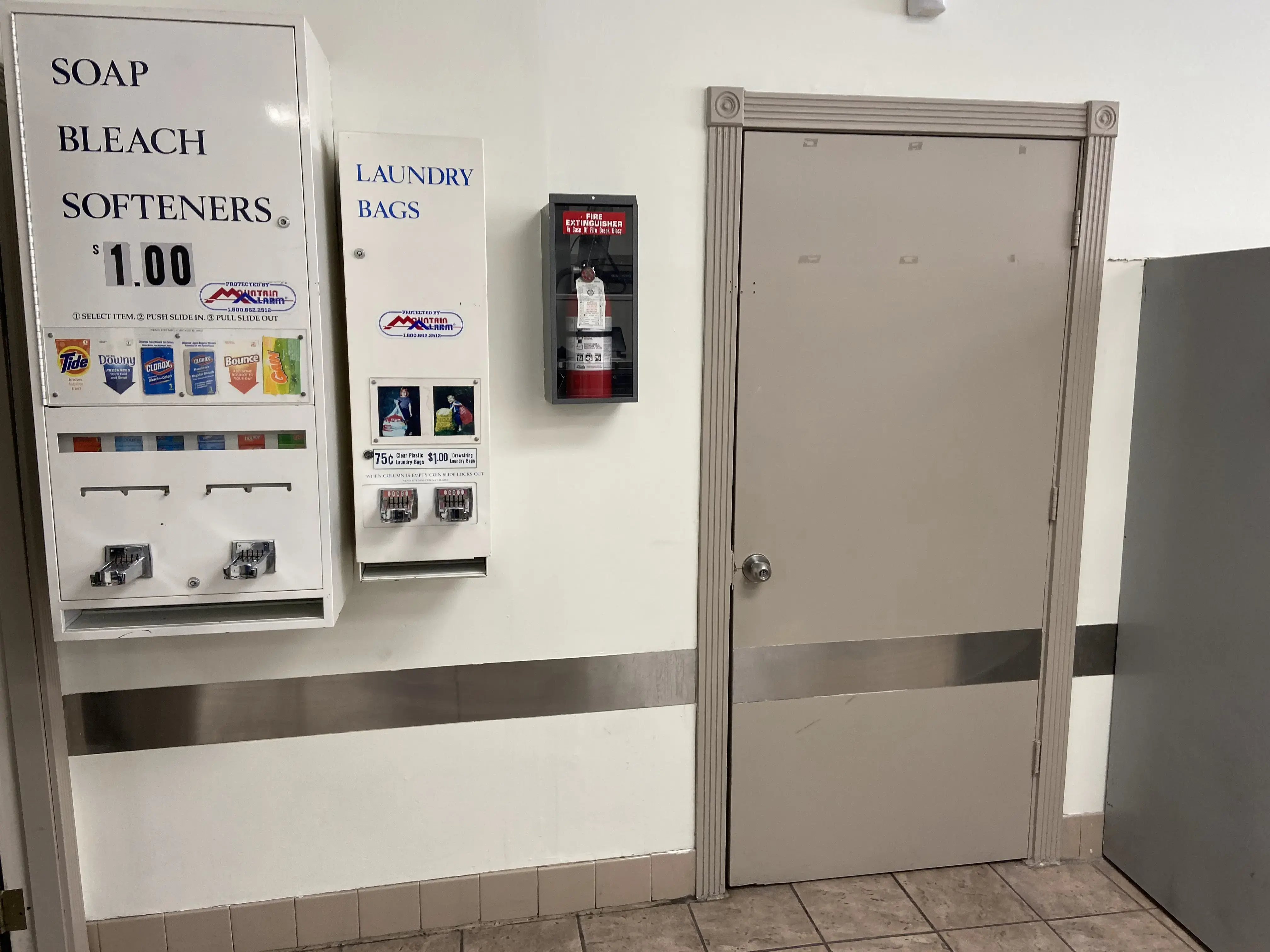 Coin Laundromat - Image 4