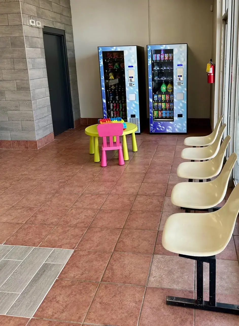 Coin Laundry - Decatur thumbnail 5