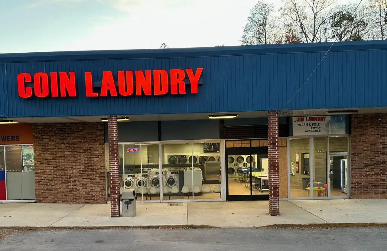 Coin Laundry - Decatur - Image 7