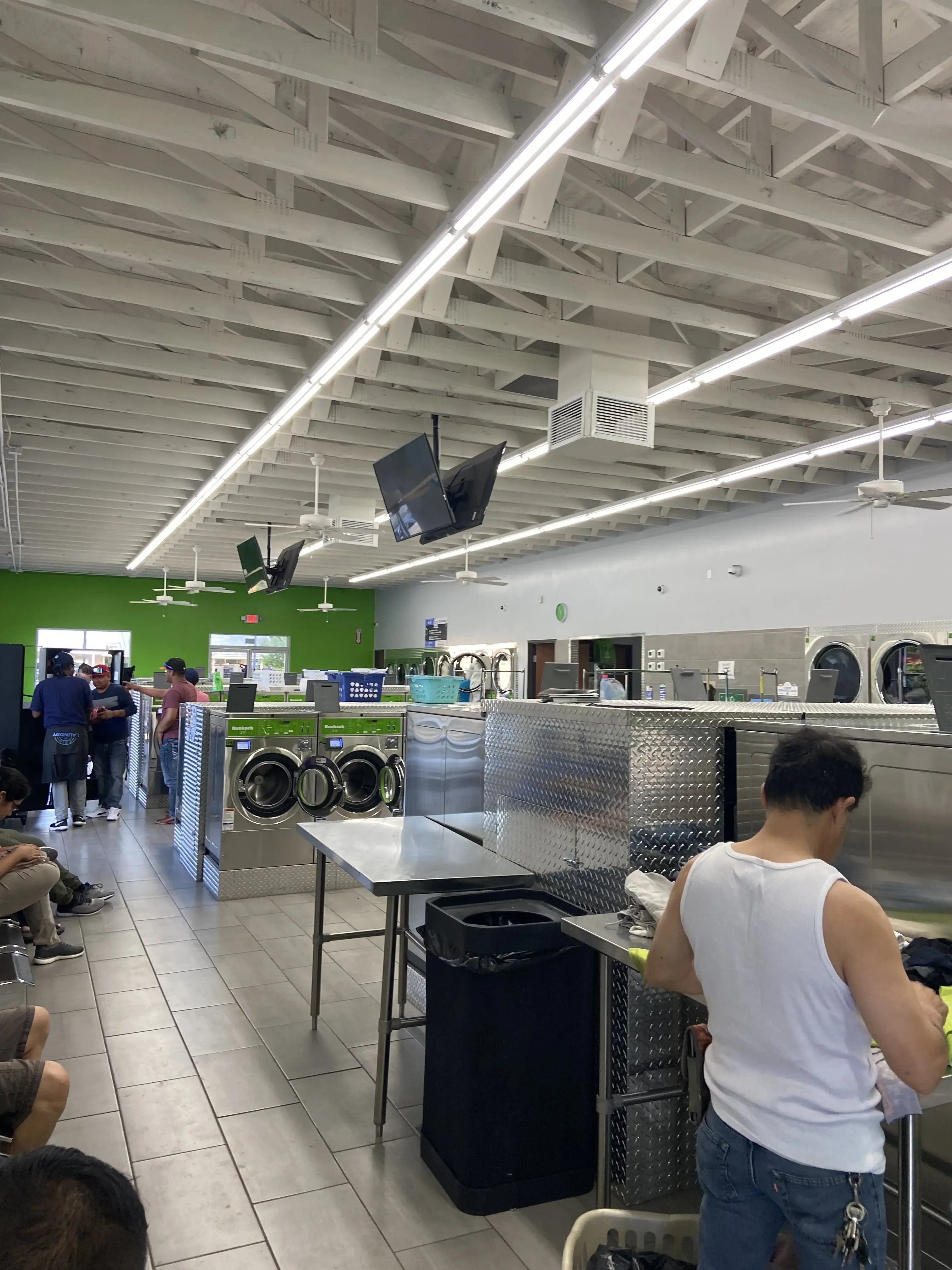 Coin Laundry Co. - Image 13