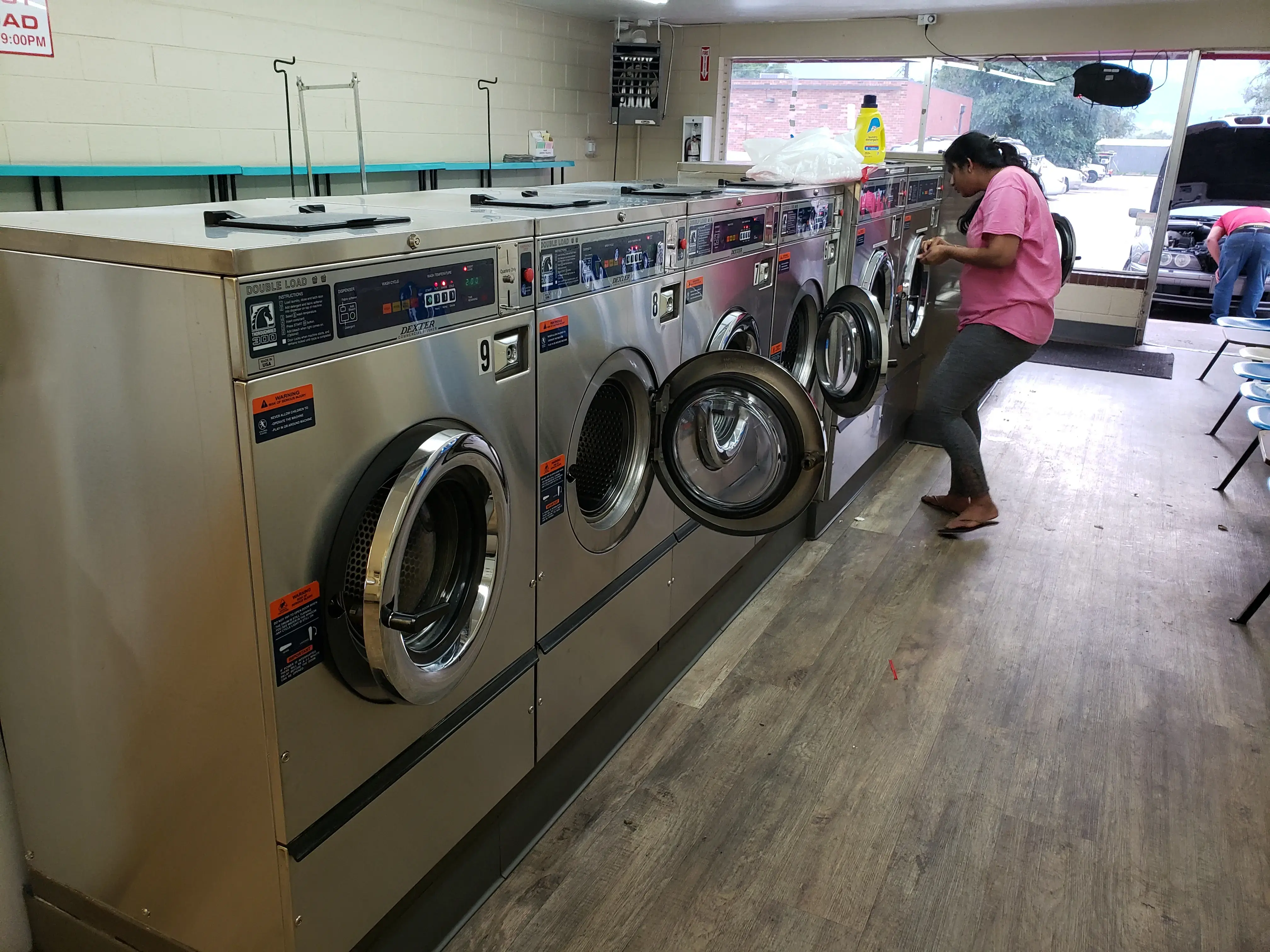 Coin Laundry thumbnail 19