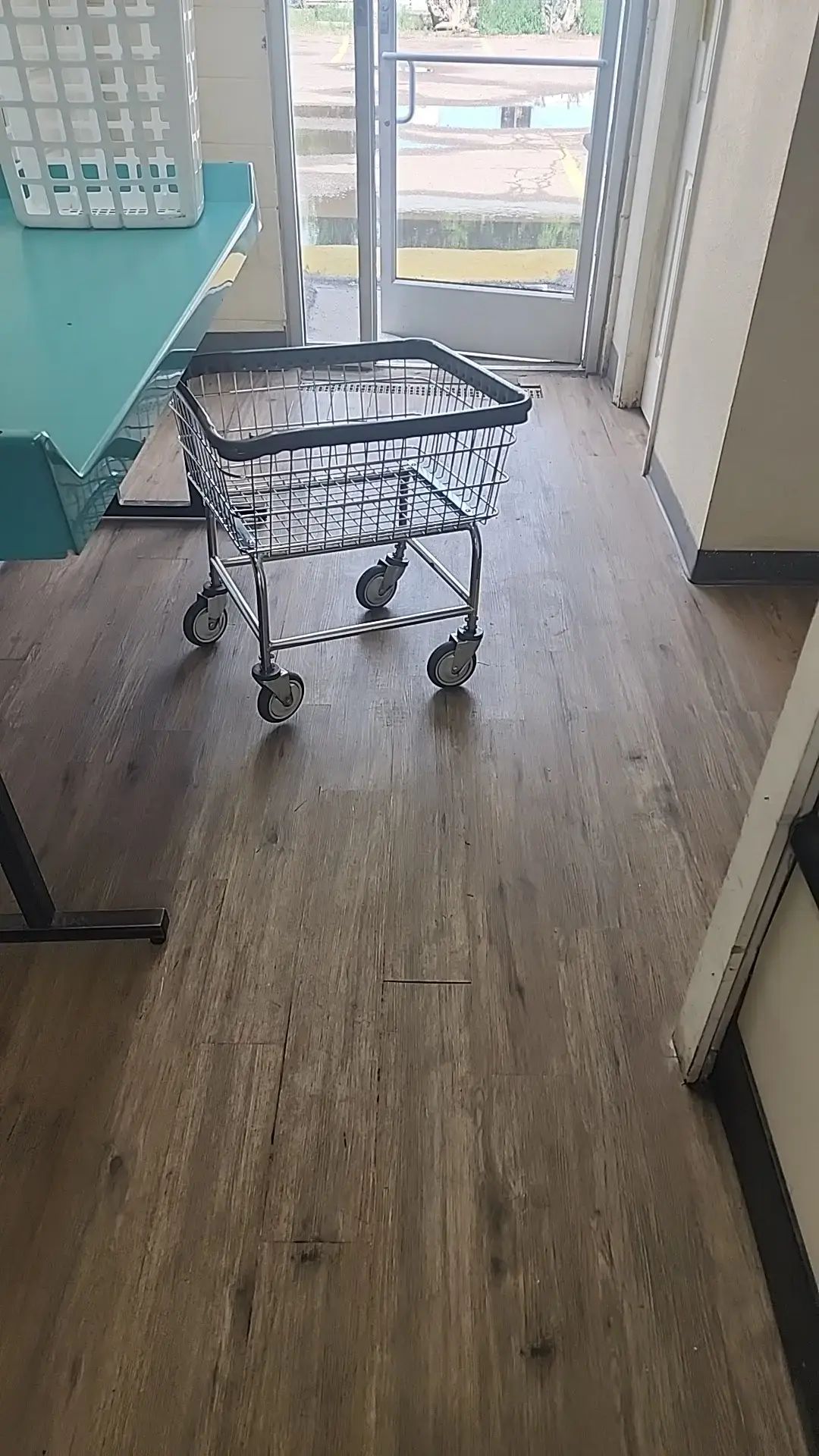 Coin Laundry thumbnail 10