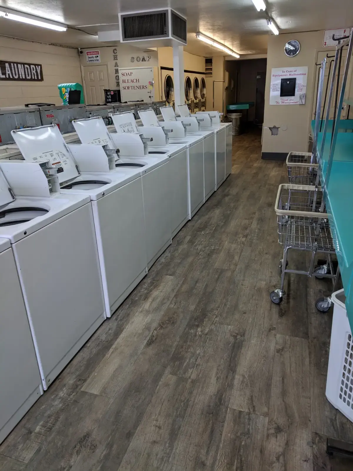 Coin Laundry thumbnail 13