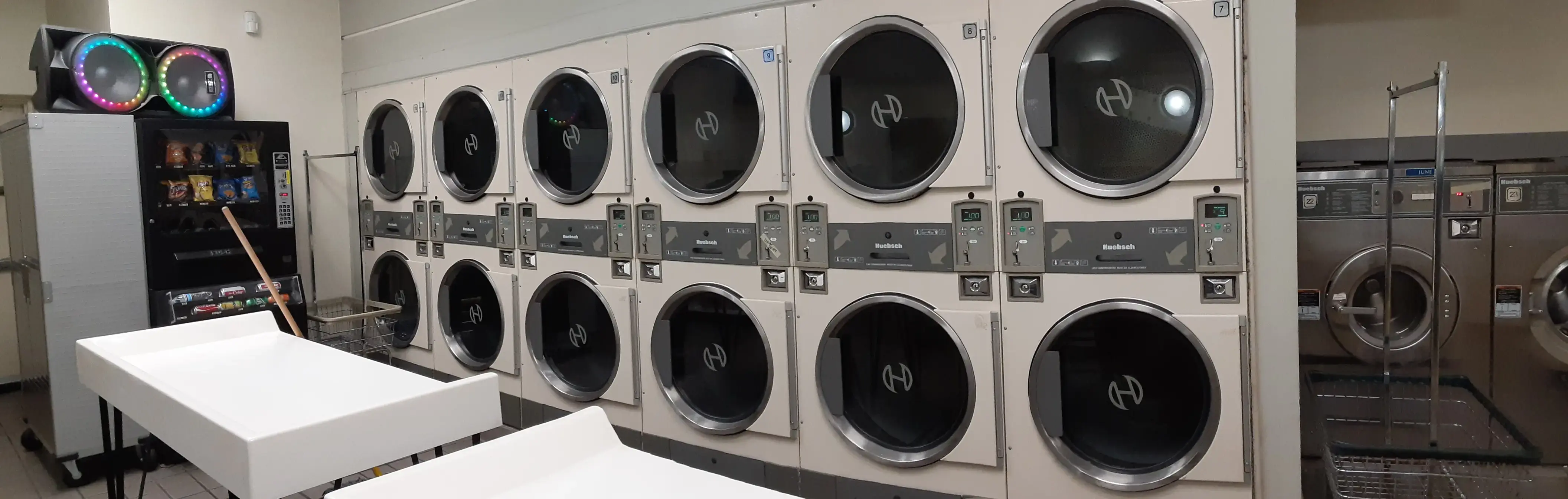 Coin Laundry Deerfield ''Deerfield LaundryMax" - Image 20
