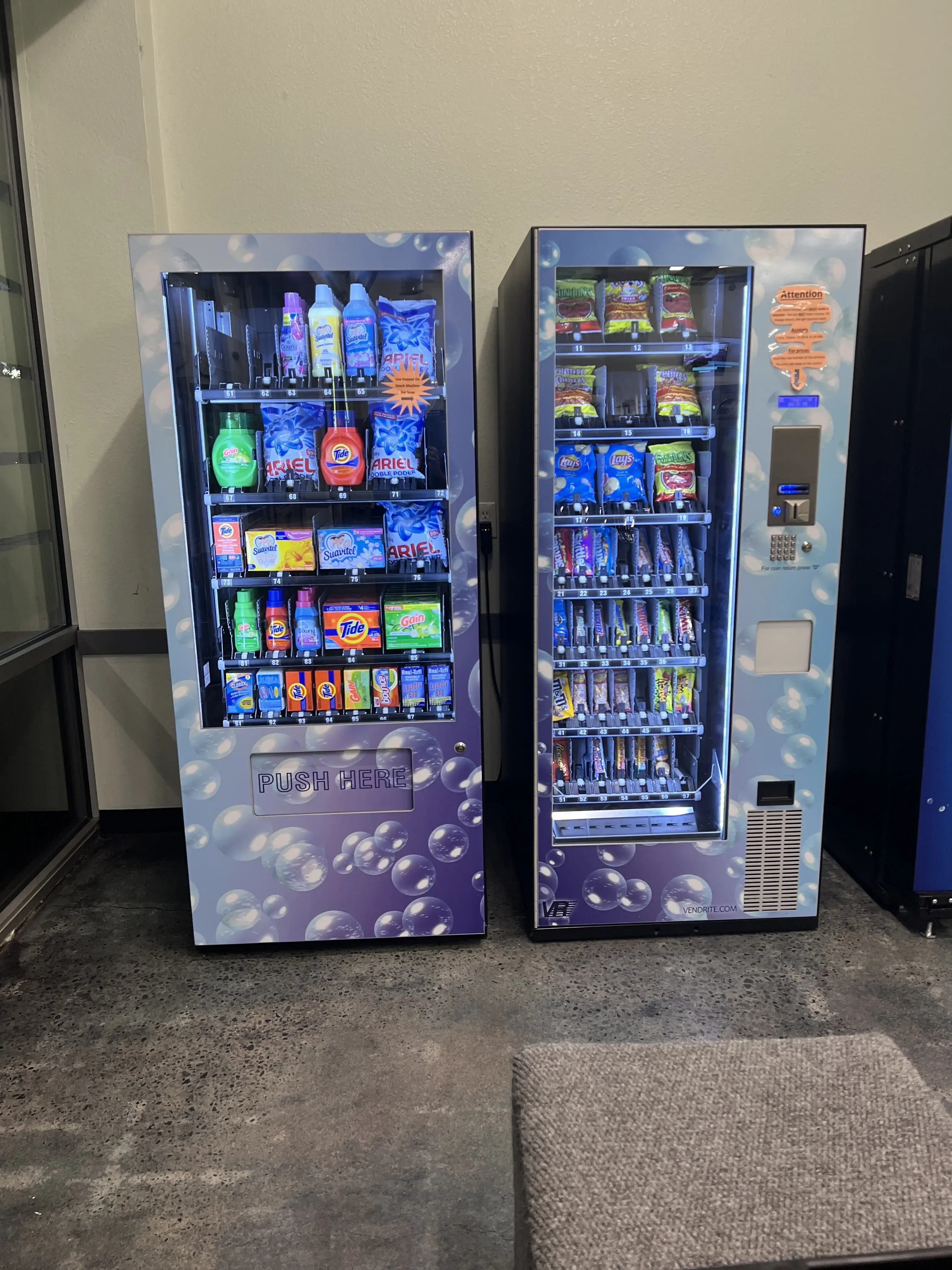 Coin Laundry - Image 17