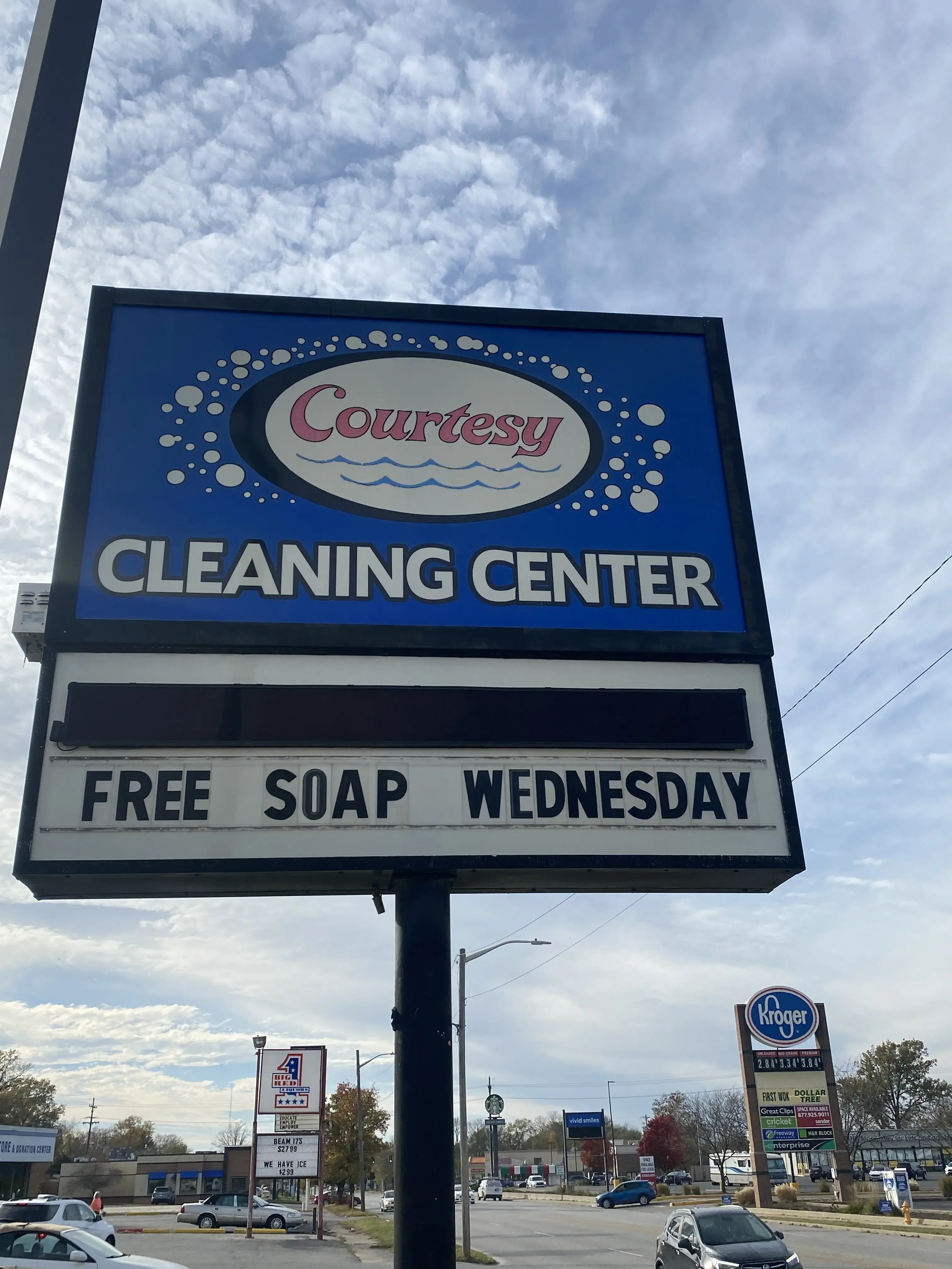 Coin Laundry - Image 12