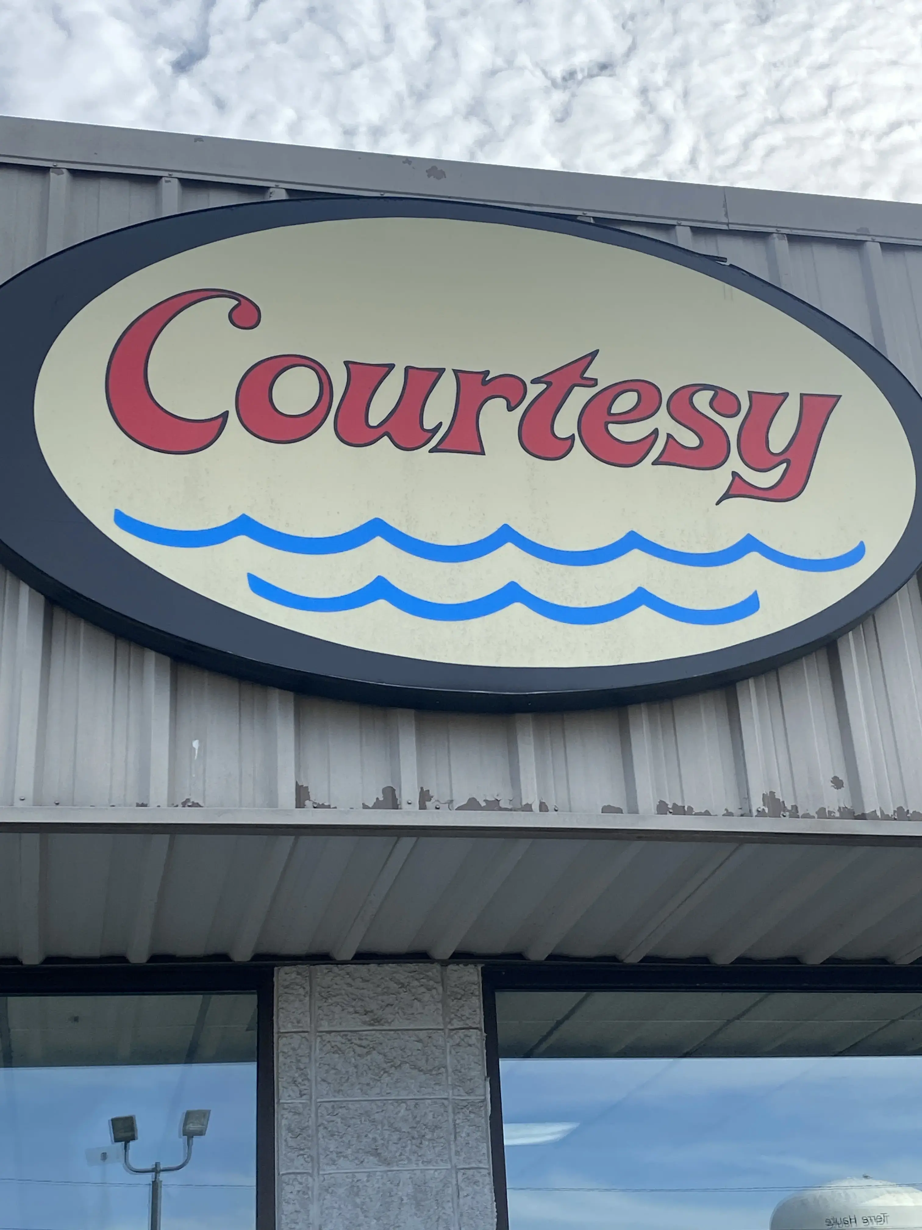 Coin Laundry thumbnail 8