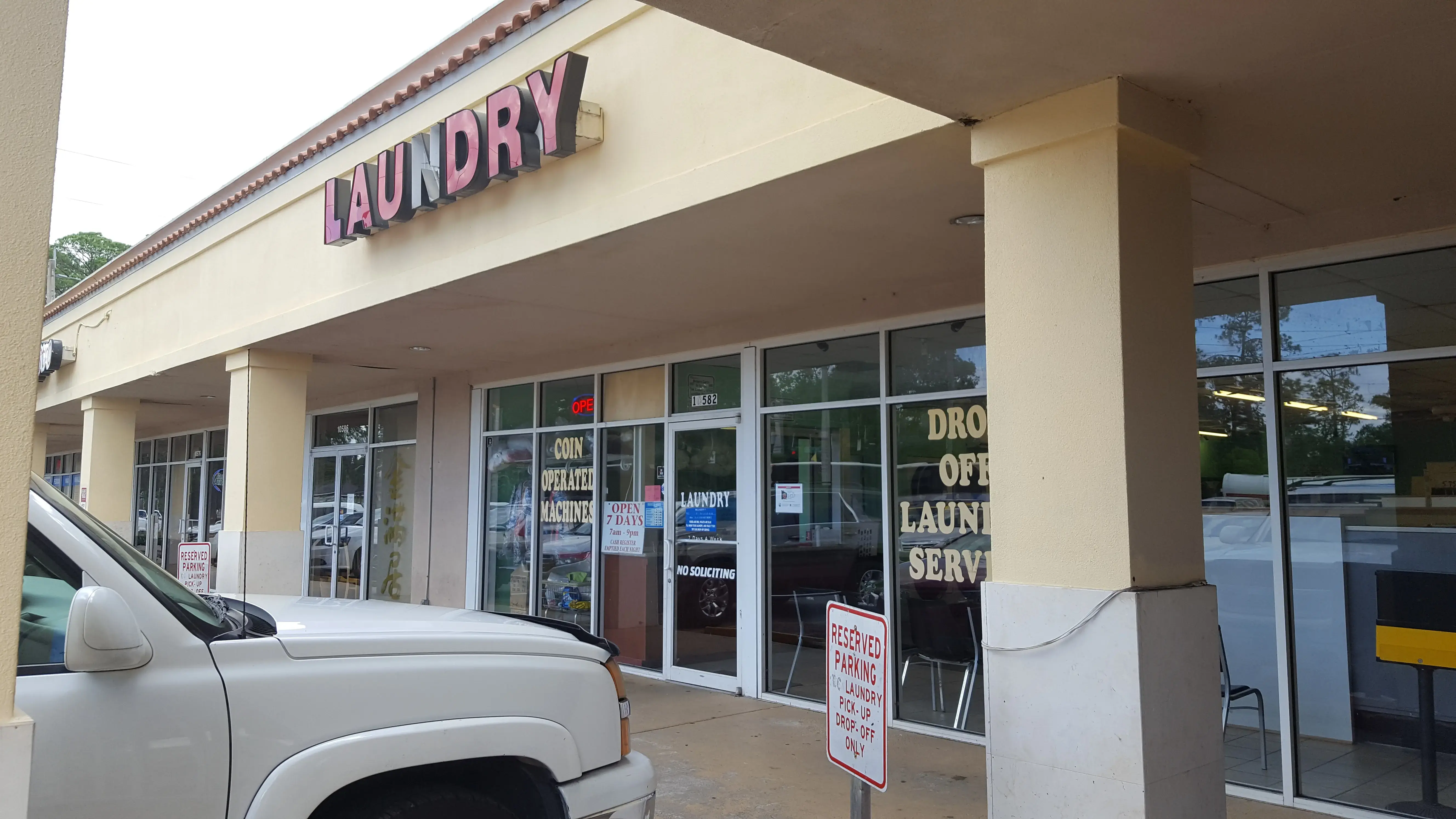 Coin Laundry thumbnail 5