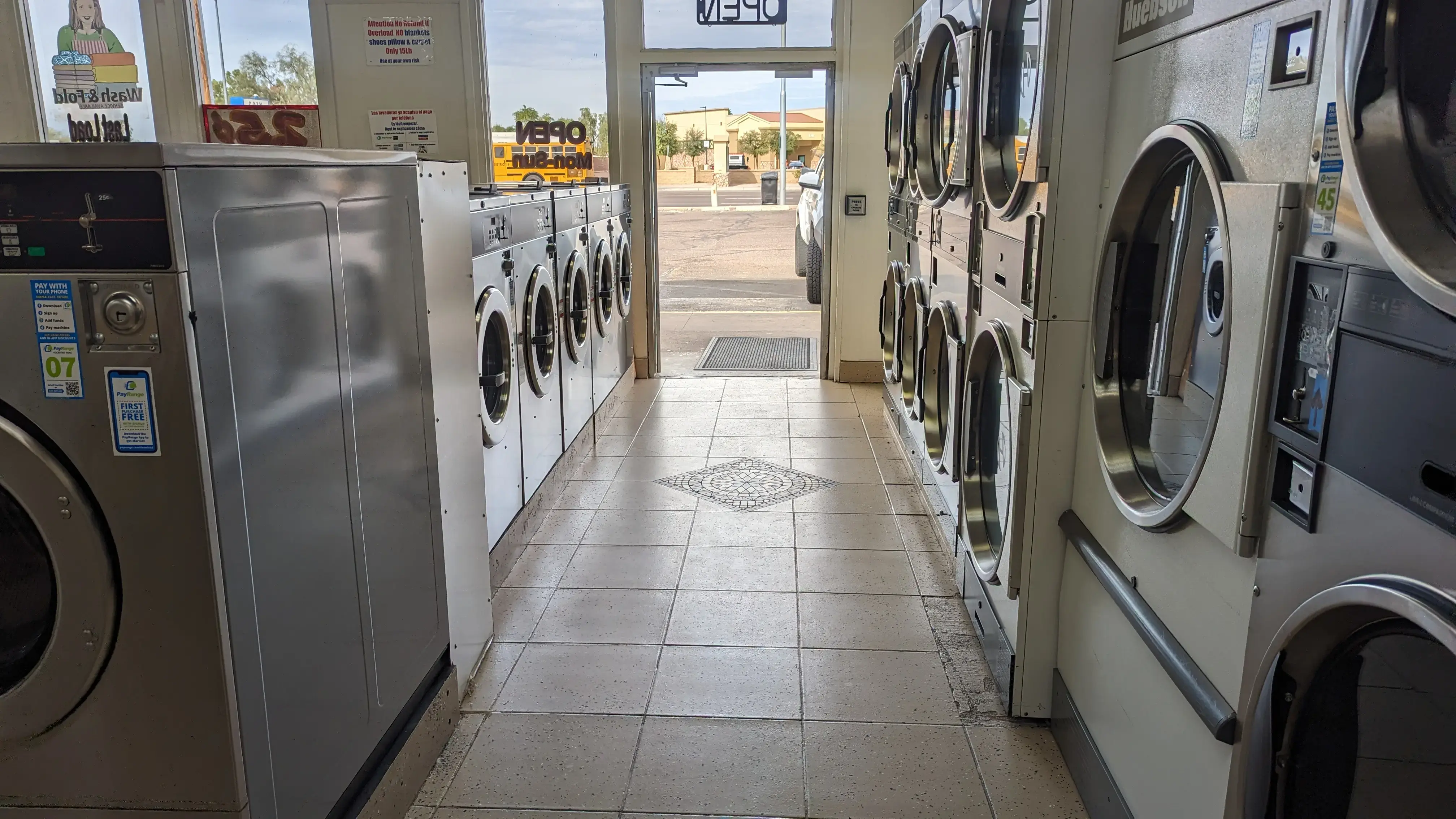 Coin Laundry thumbnail 8