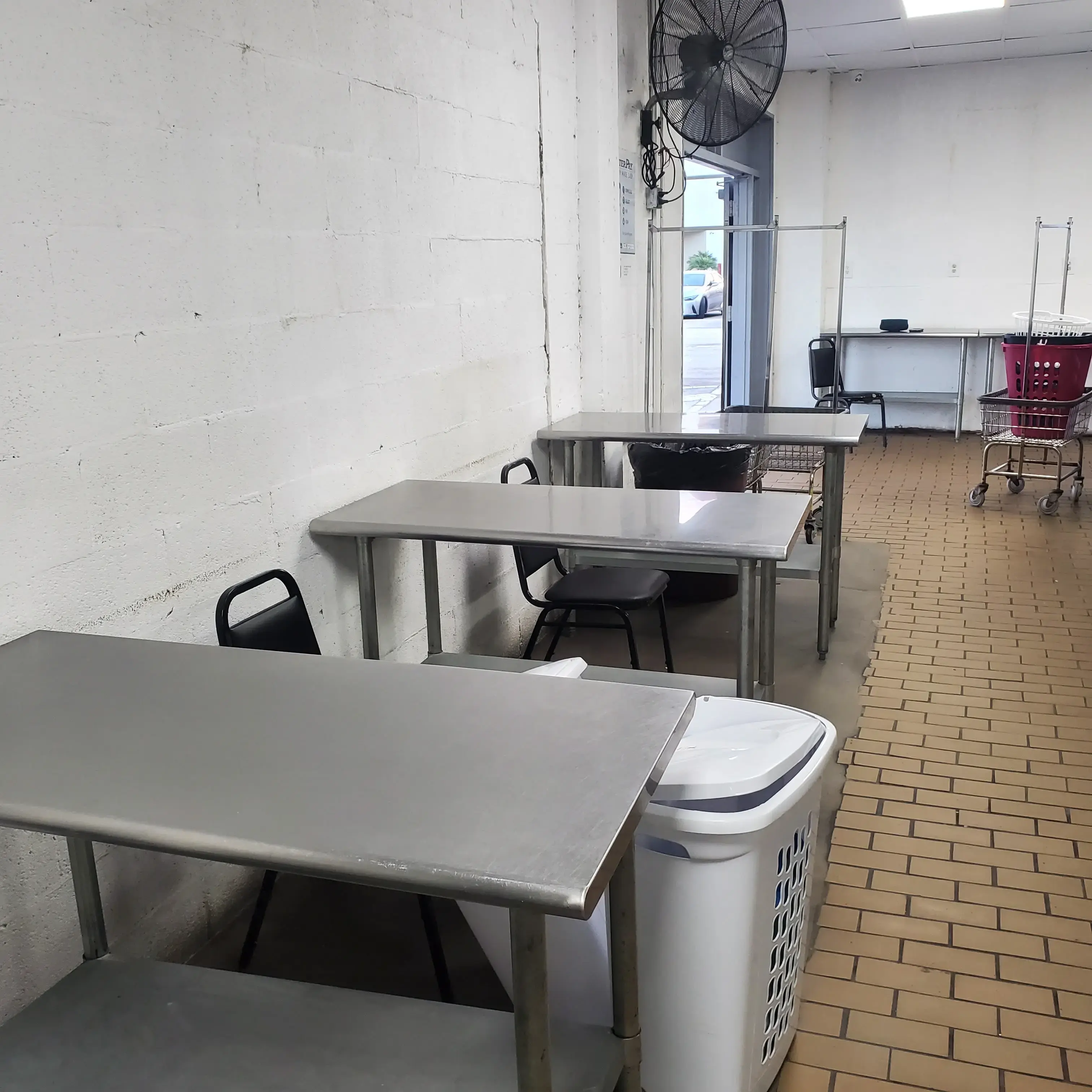 Coin Laundry of America#2 - Image 5