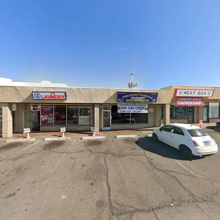 Coin laundry on 19th Ave - Image 10