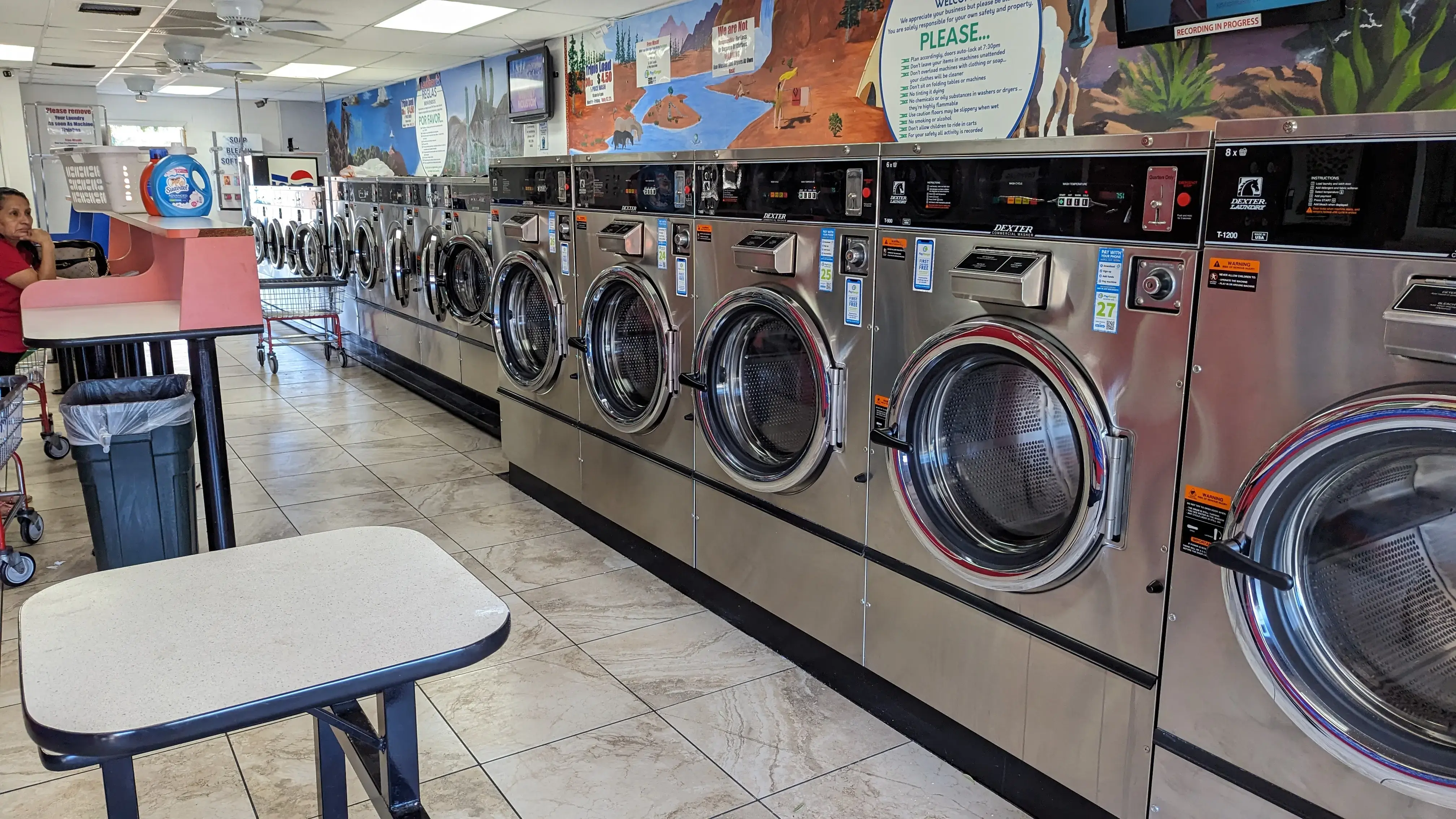 Coin laundry on 19th Ave location