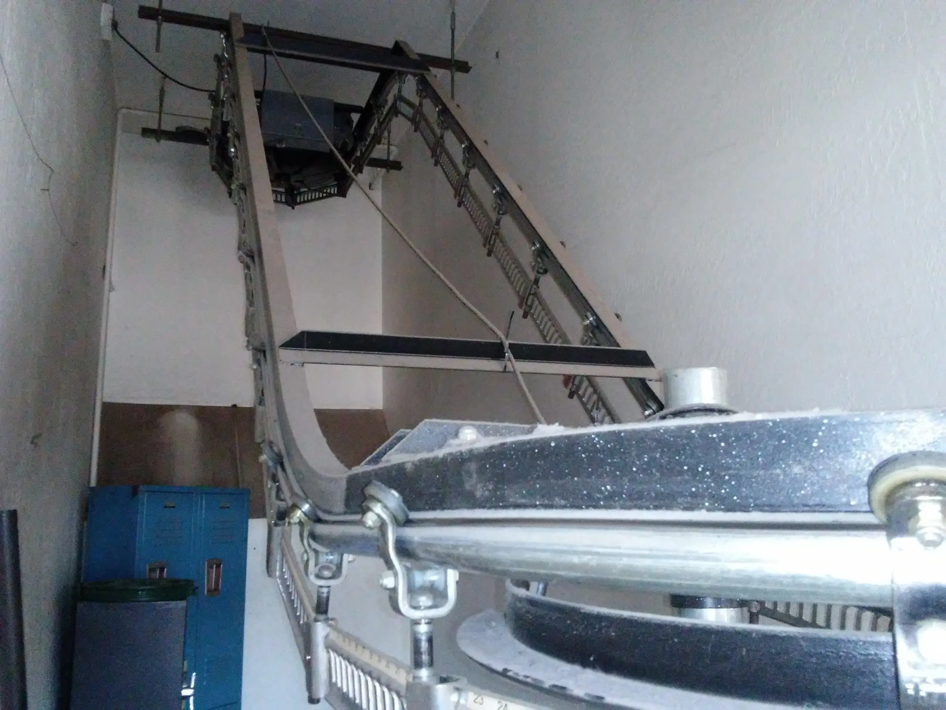 Coin Laundry on 27th - Image 5