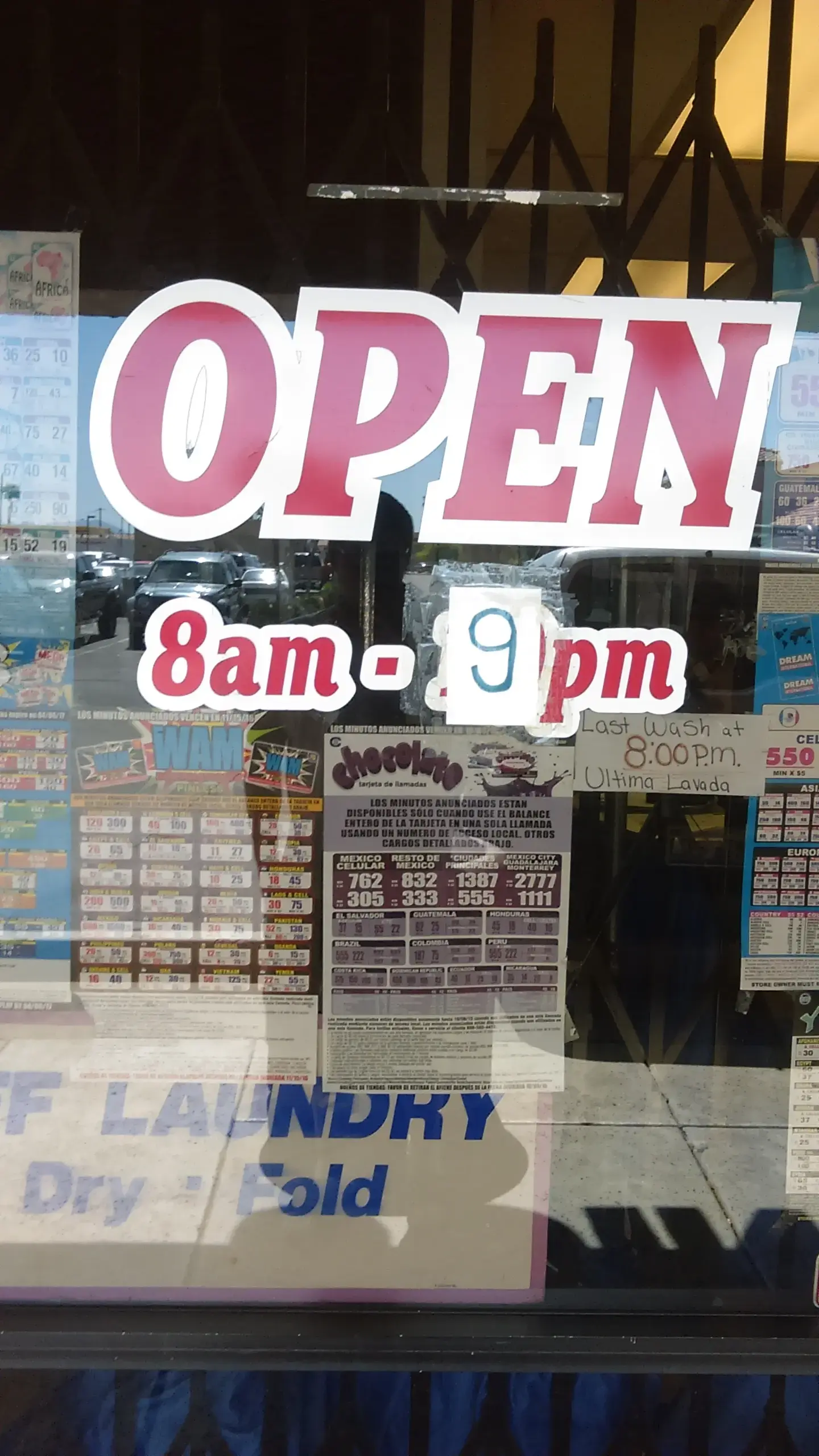 Coin Laundry on 27th - Image 17