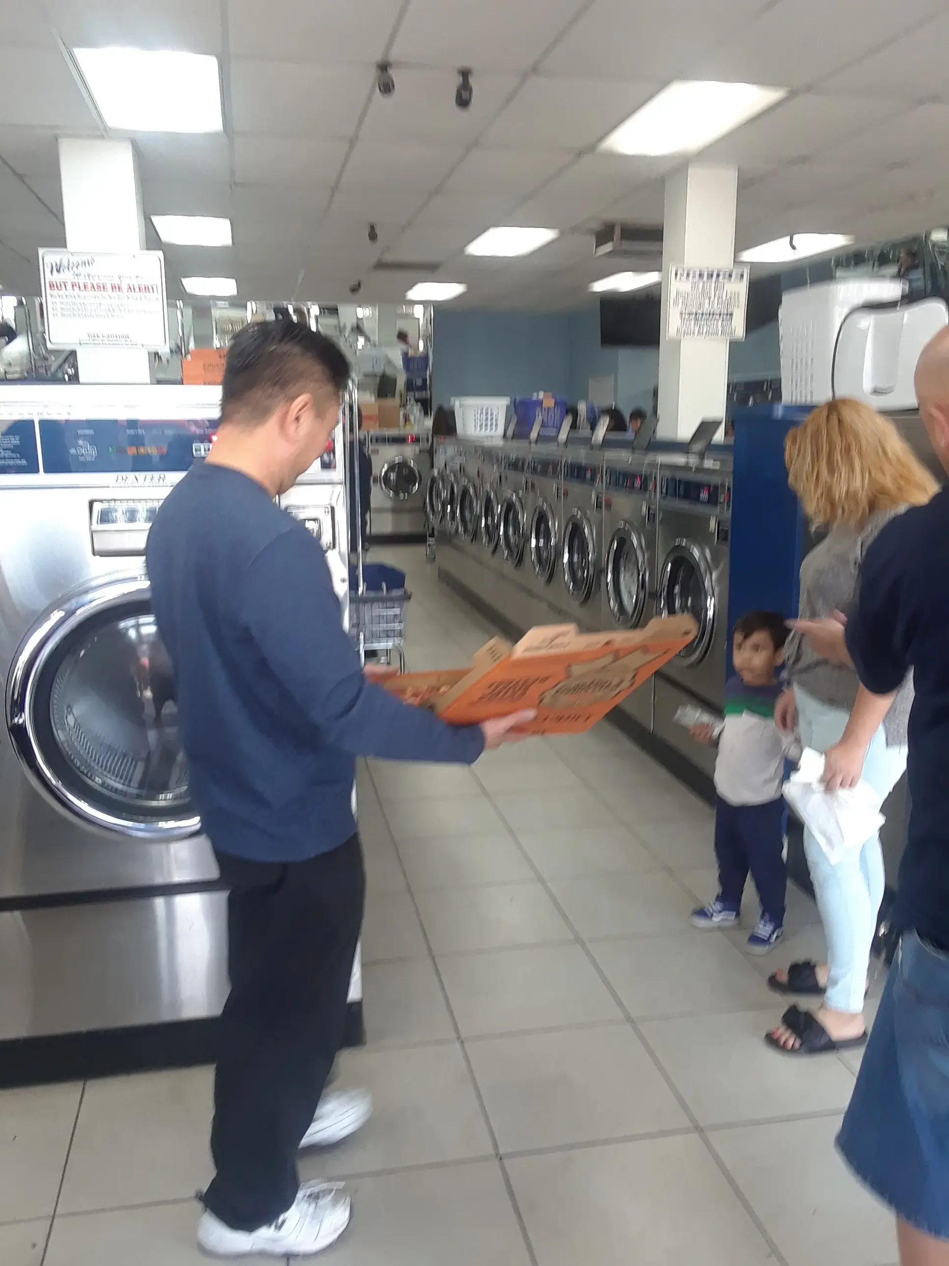 Coin Laundry thumbnail 7