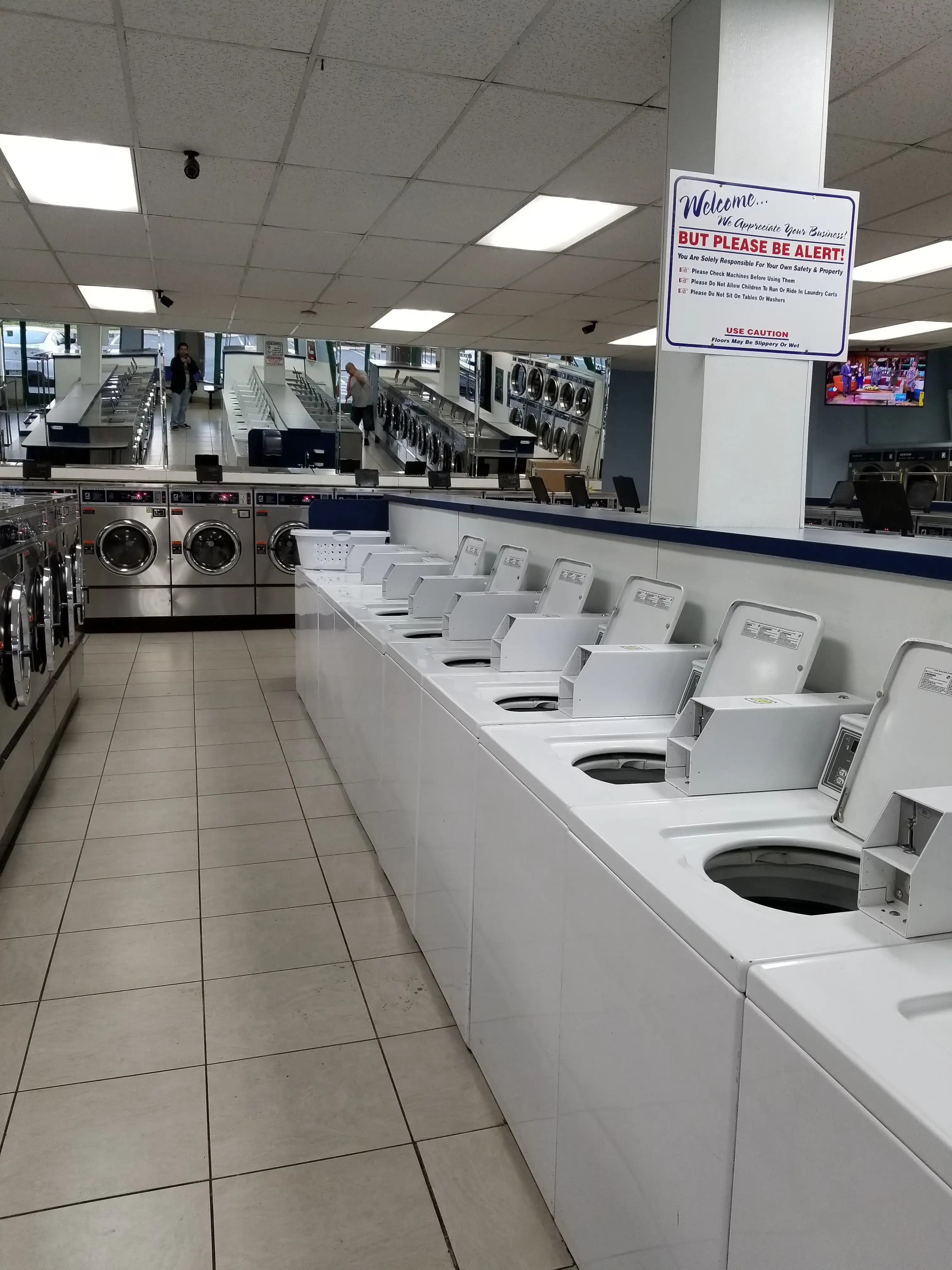 Coin Laundry thumbnail 4