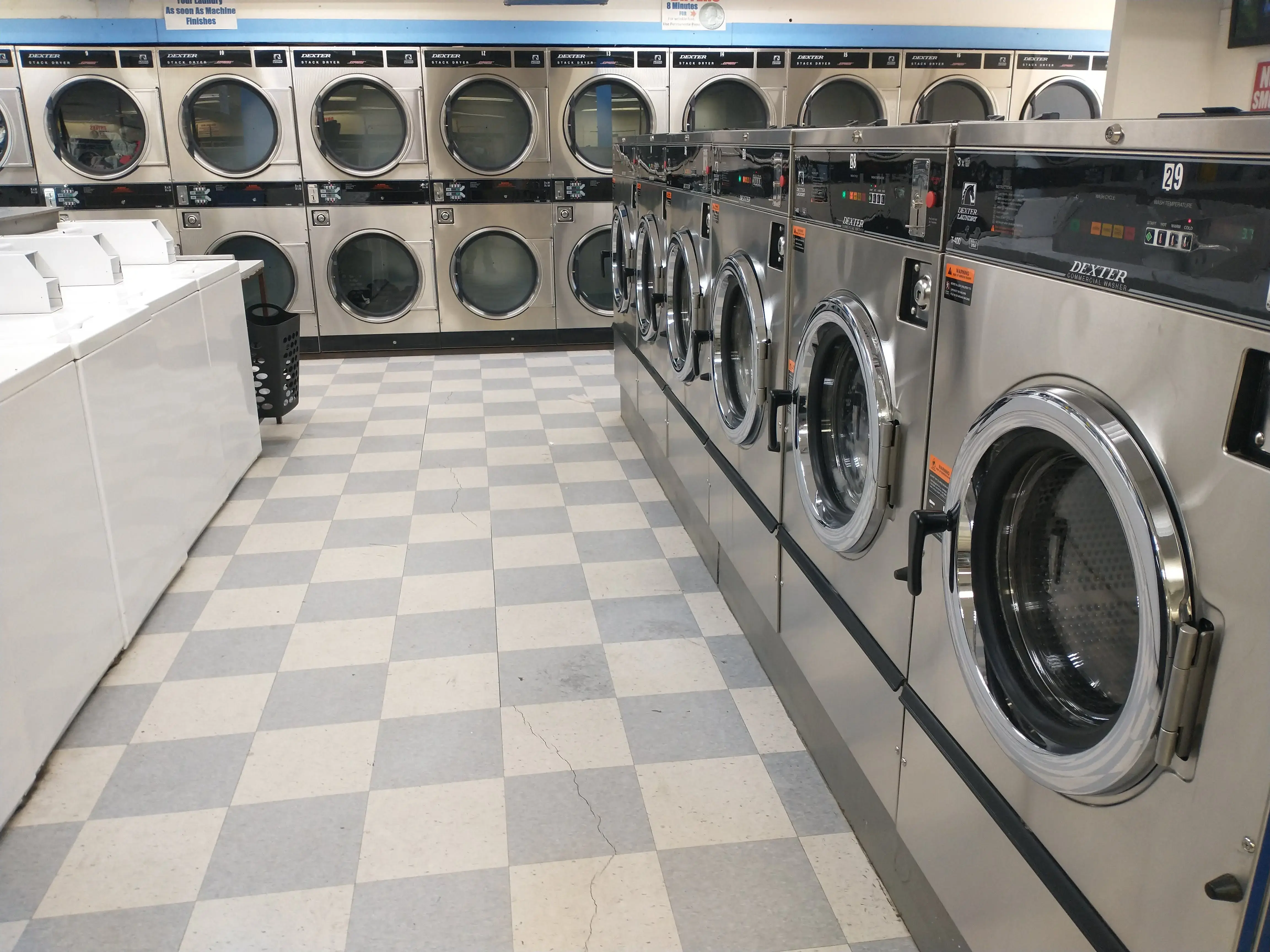 Coin Laundry thumbnail 9