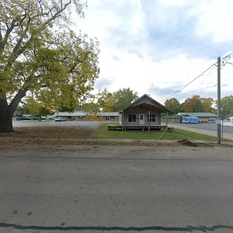 Coin laundry plaza thumbnail 9