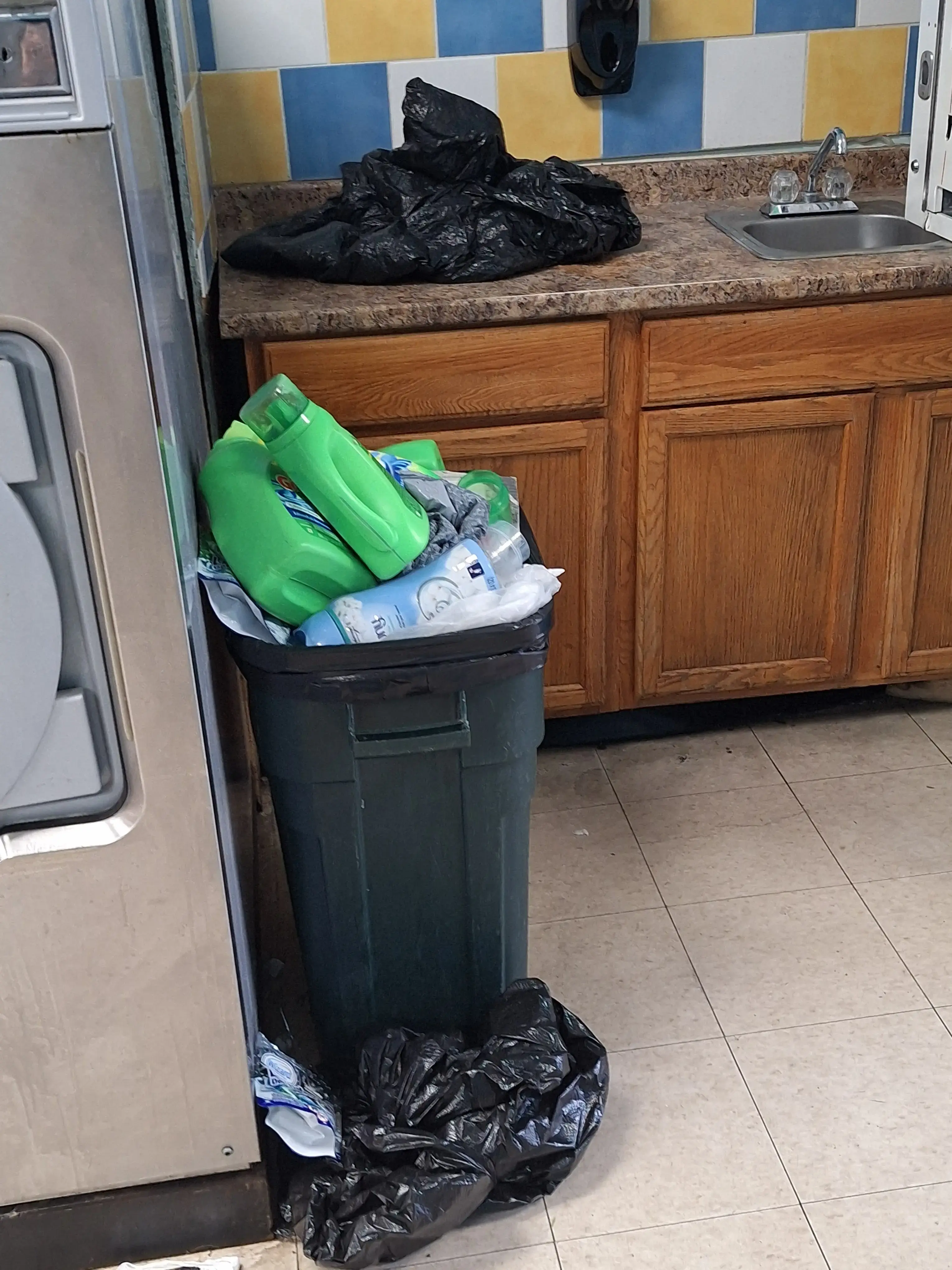 Coin Laundry thumbnail 7