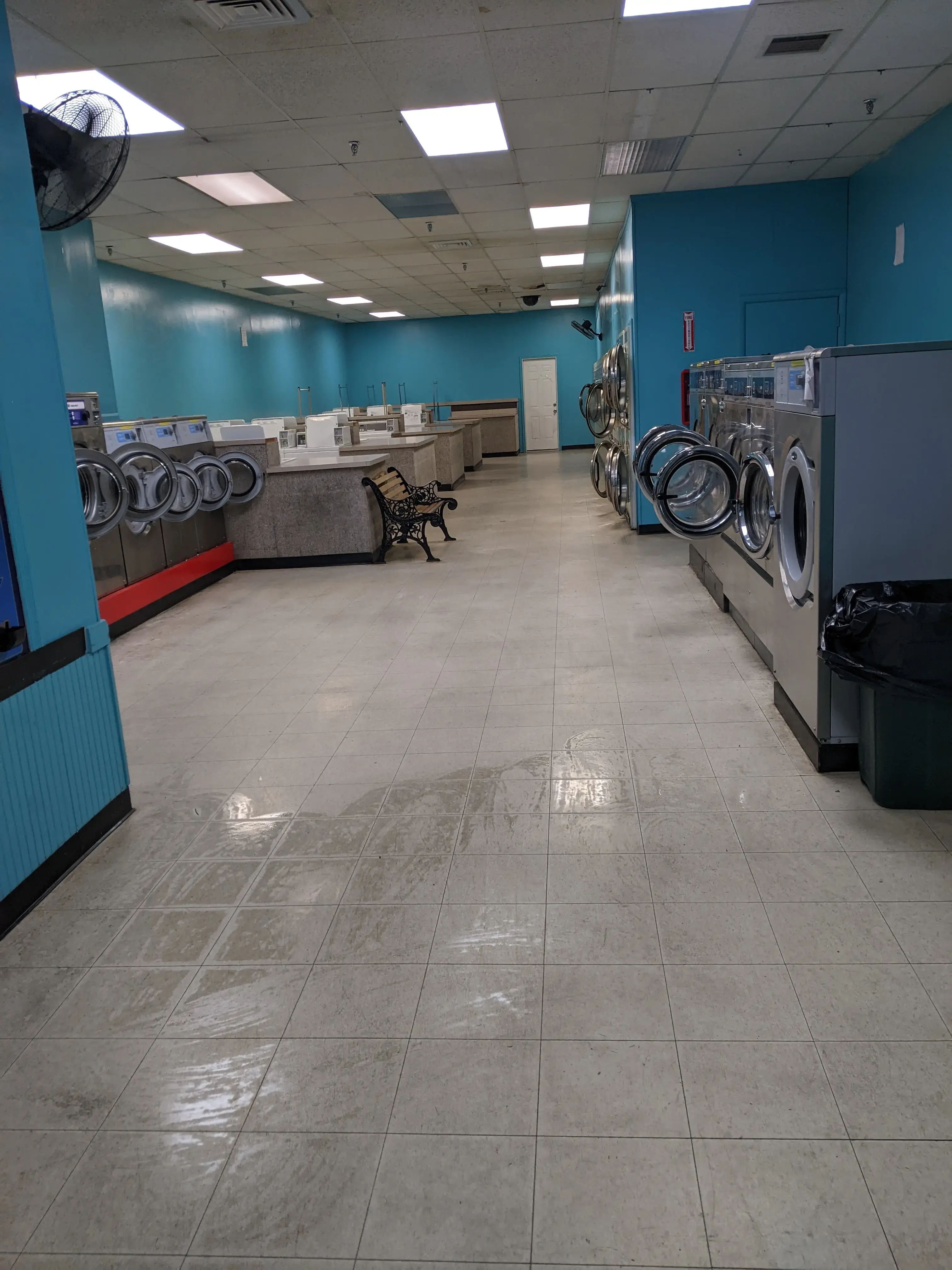 Coin Laundry thumbnail 10