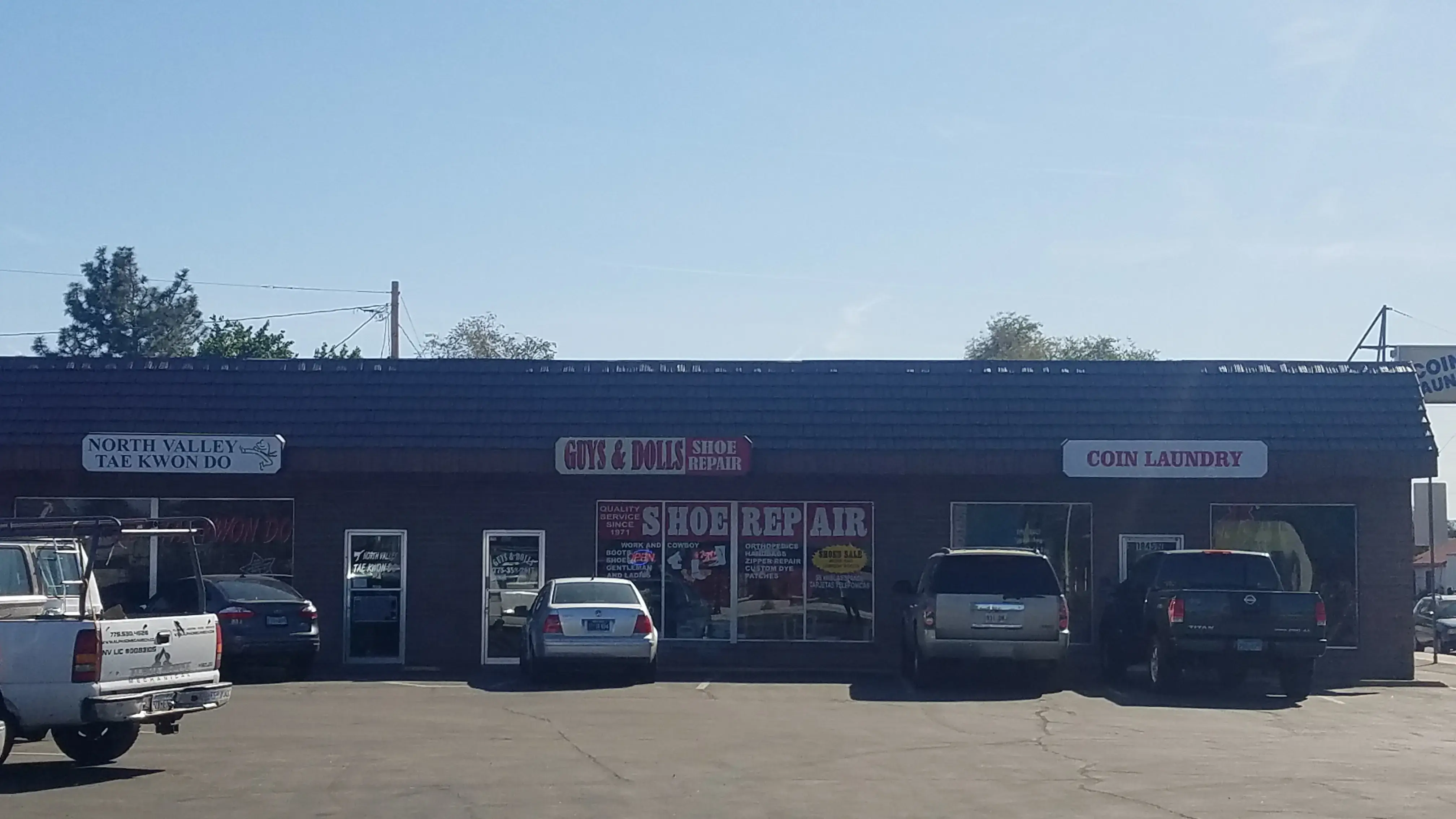 Coin Laundry - Image 16