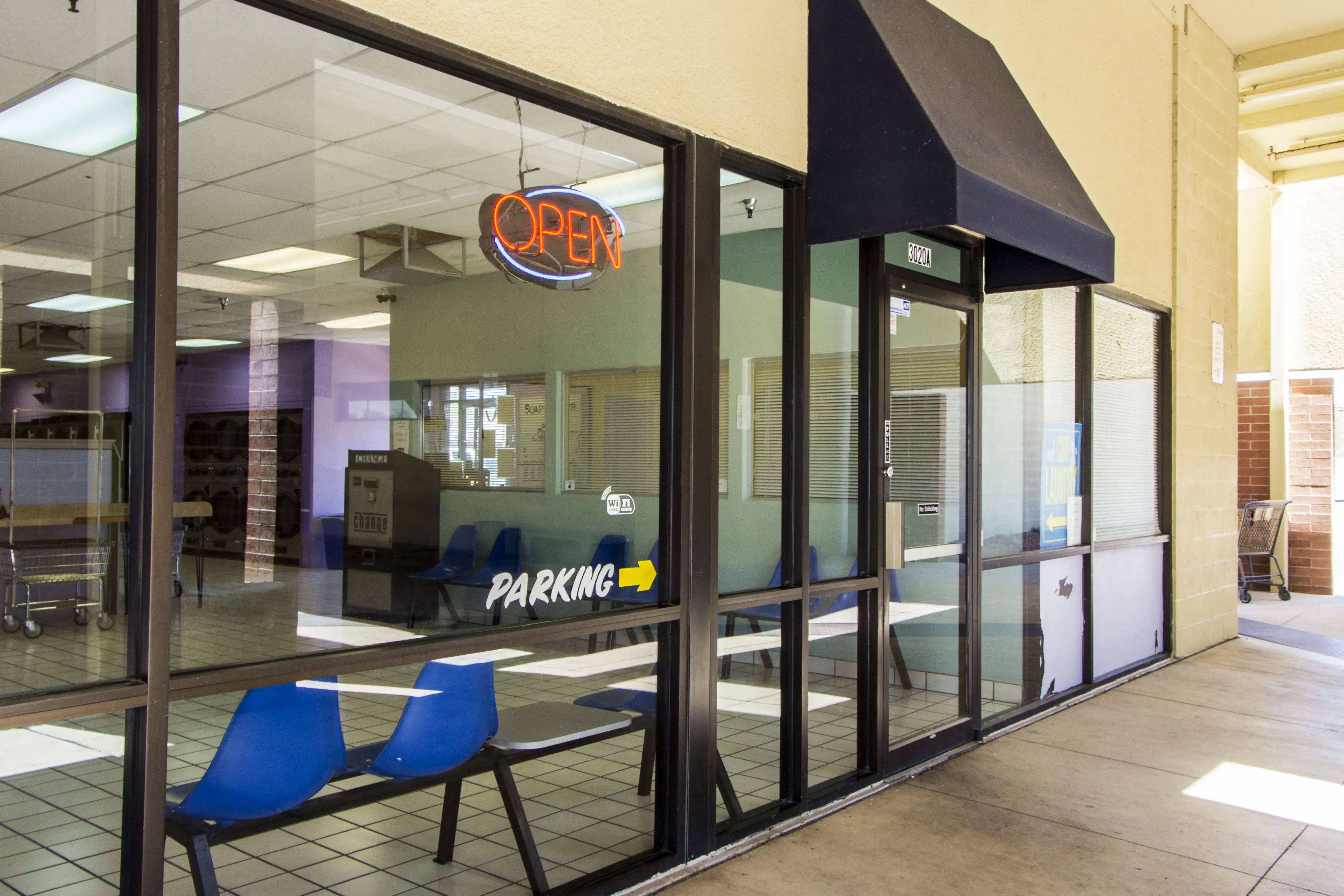 Coin Laundry - Image 43