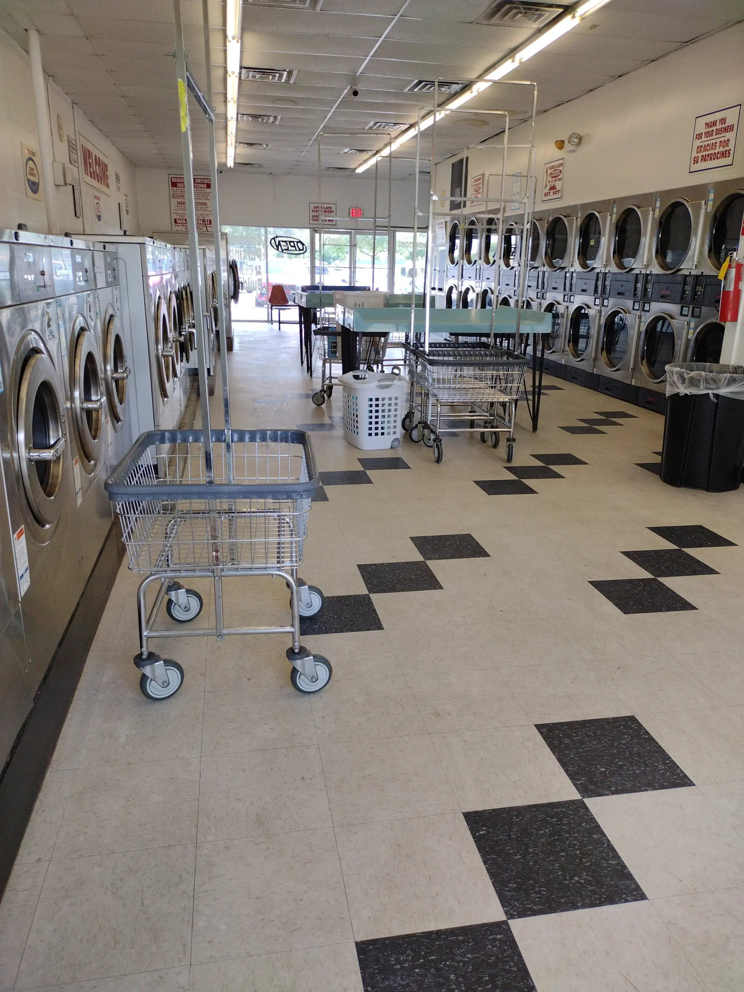 Coin Laundry USA location