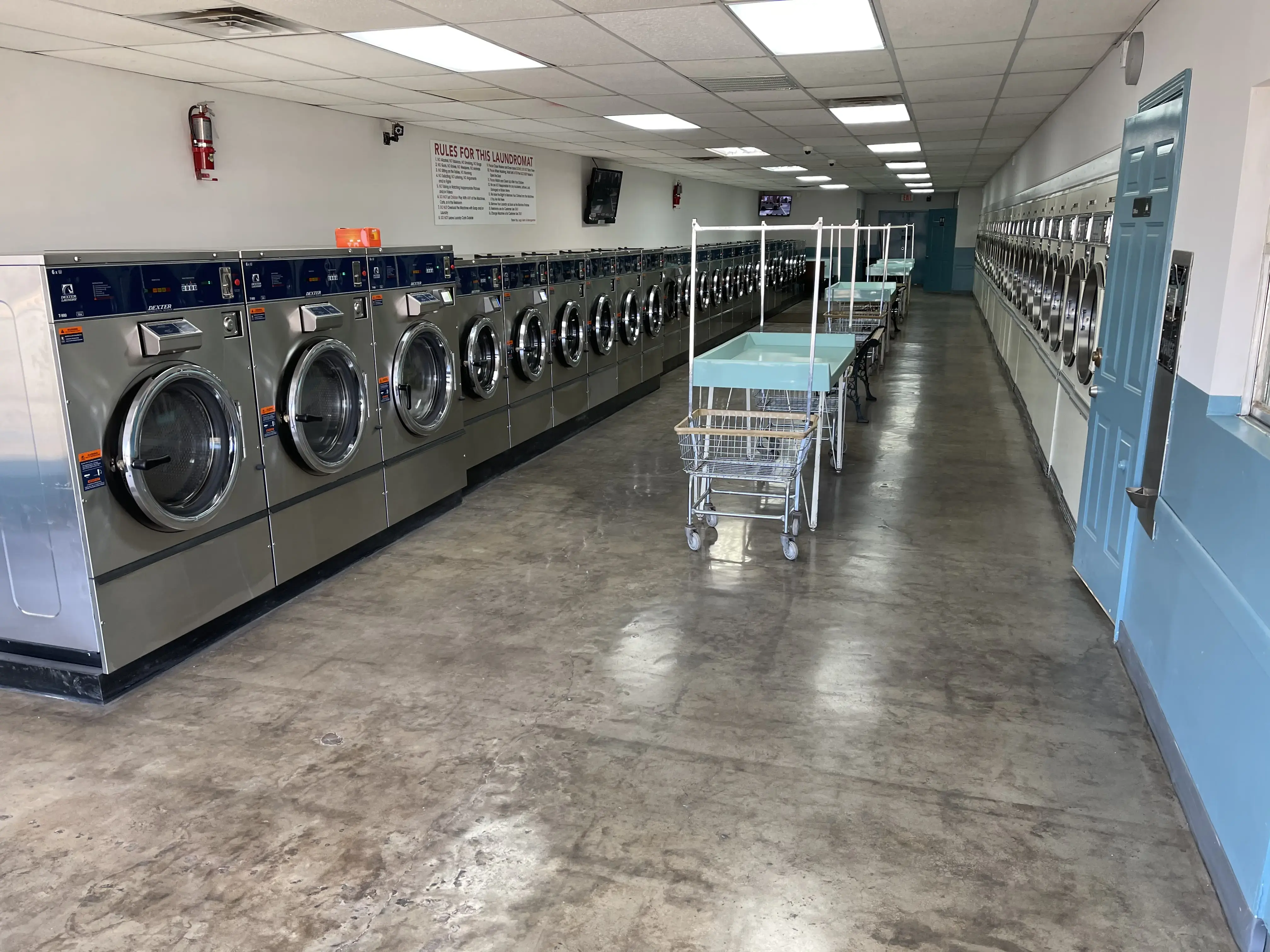 Coin Laundry Wash - Image 12