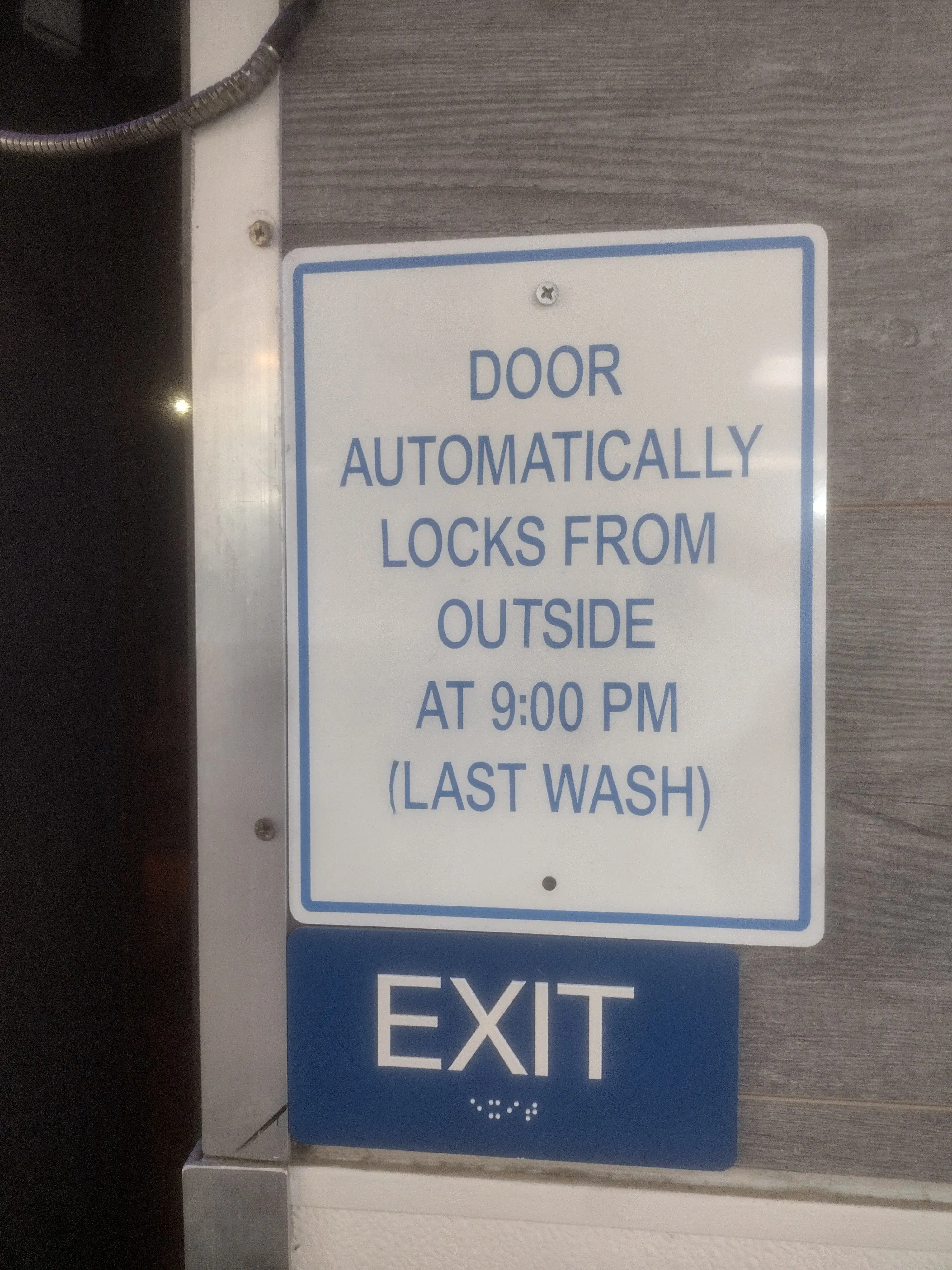 Coin Laundry thumbnail 14